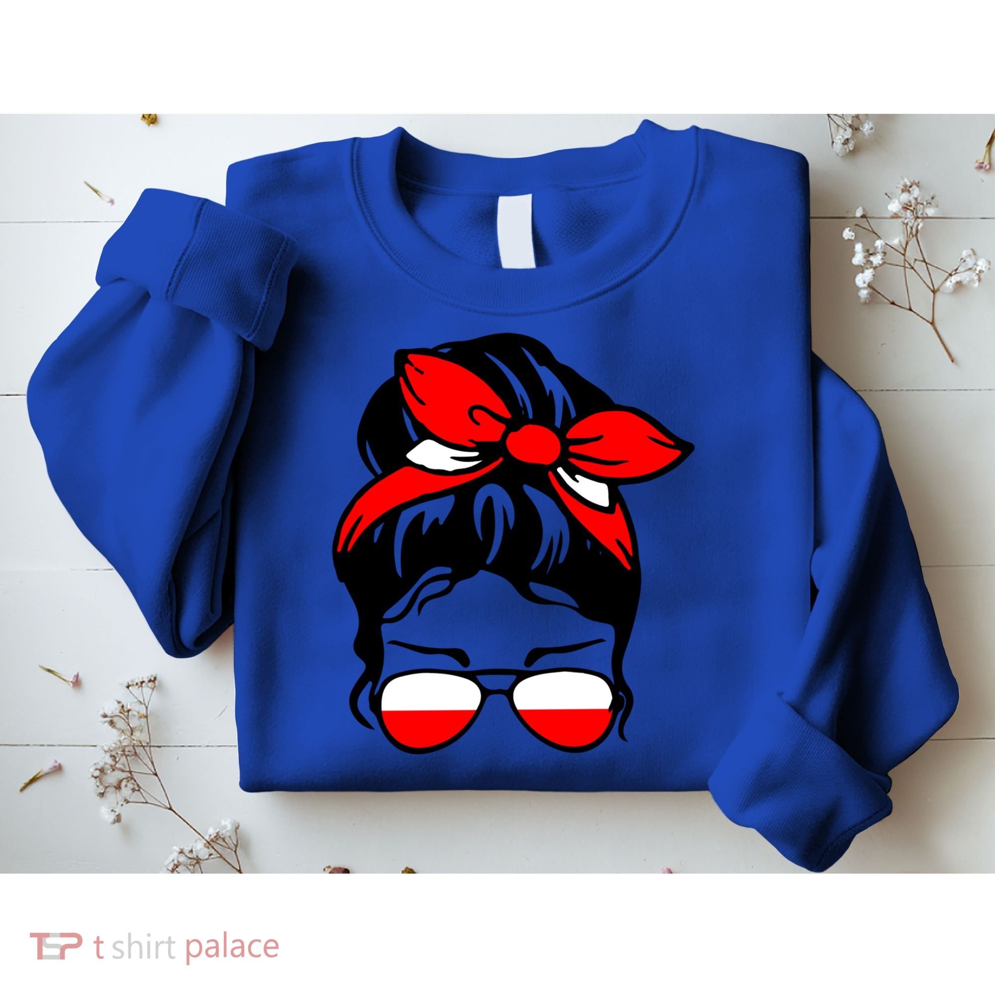 Polish Flag Messy Bun Patriotic Polska Poland Gift Sweatshirt