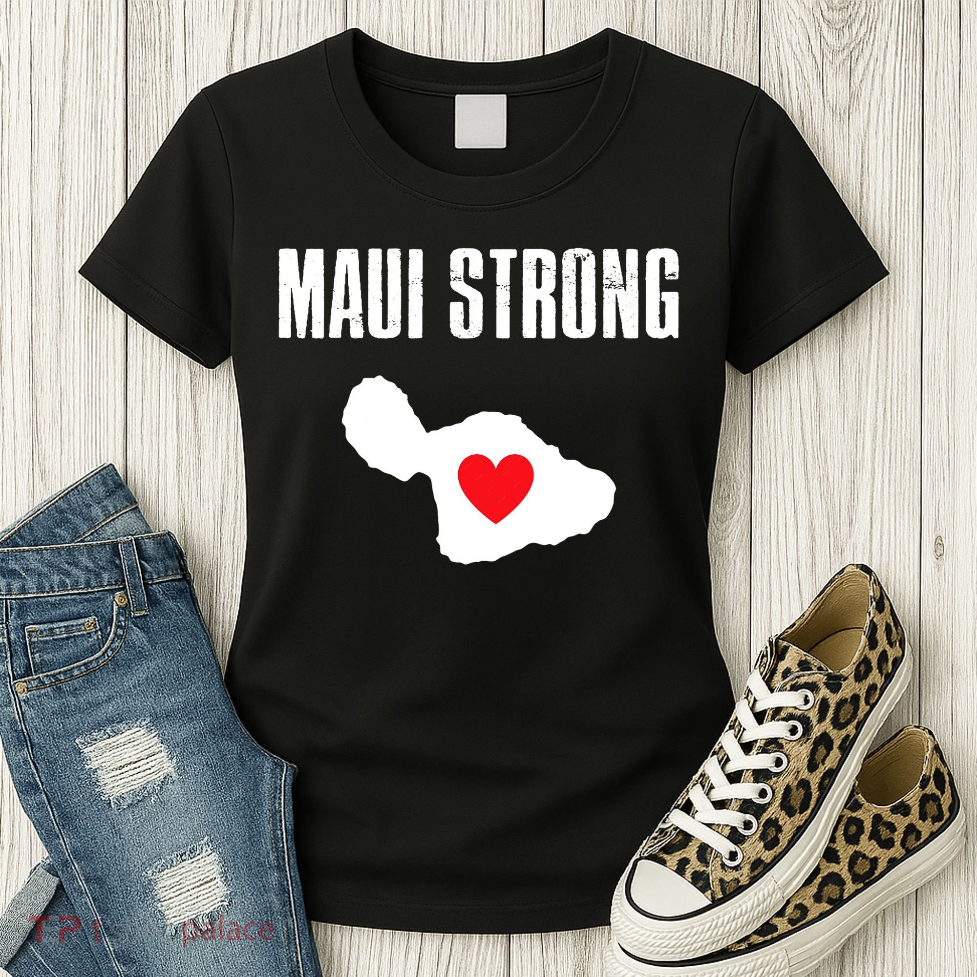 Pray For Maui Hawaii Maui Strong Maui Wildfire Relief Women's T-Shirt
