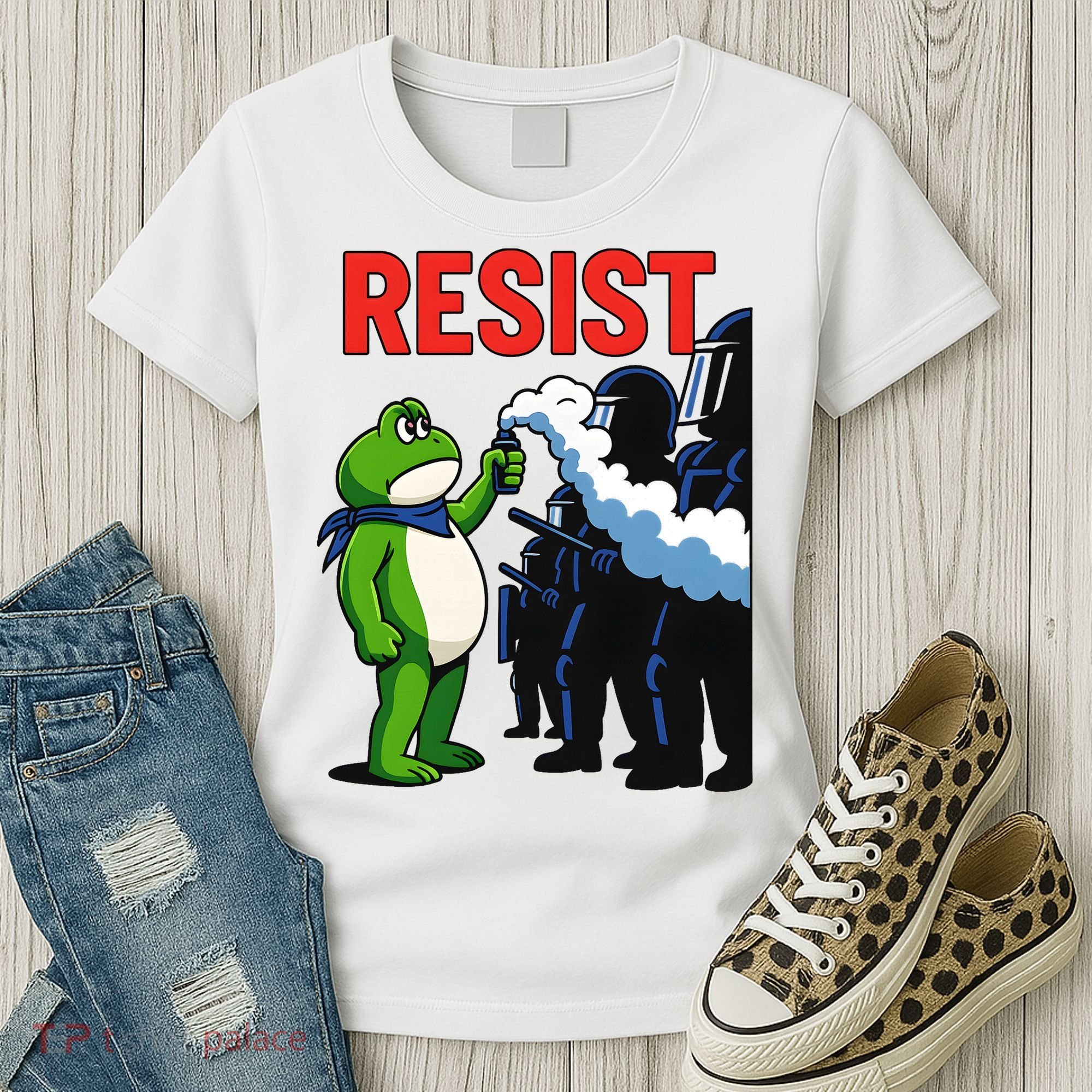 Portland Frog Trending Funny Video Protest Resist Women's T-Shirt