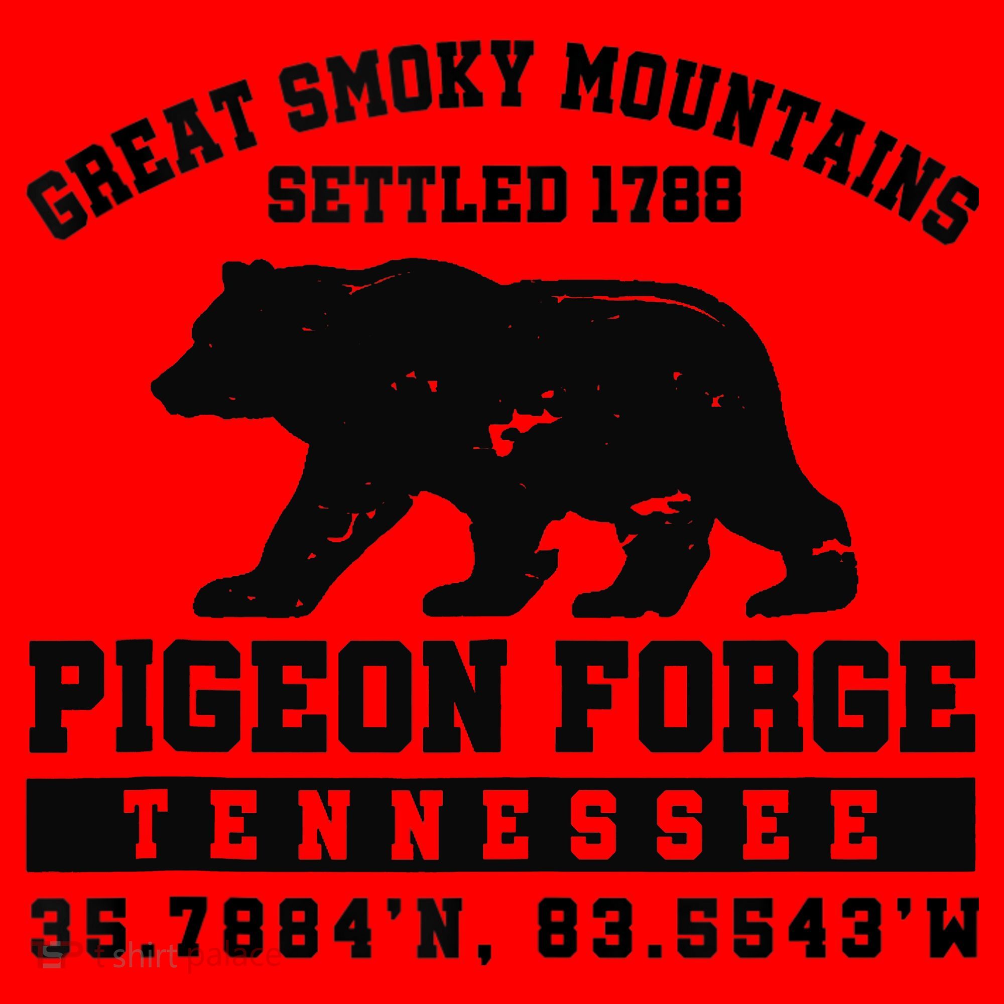 Pigeon Forge Tennessee Bear Great Smoky Mountains Santa Hat