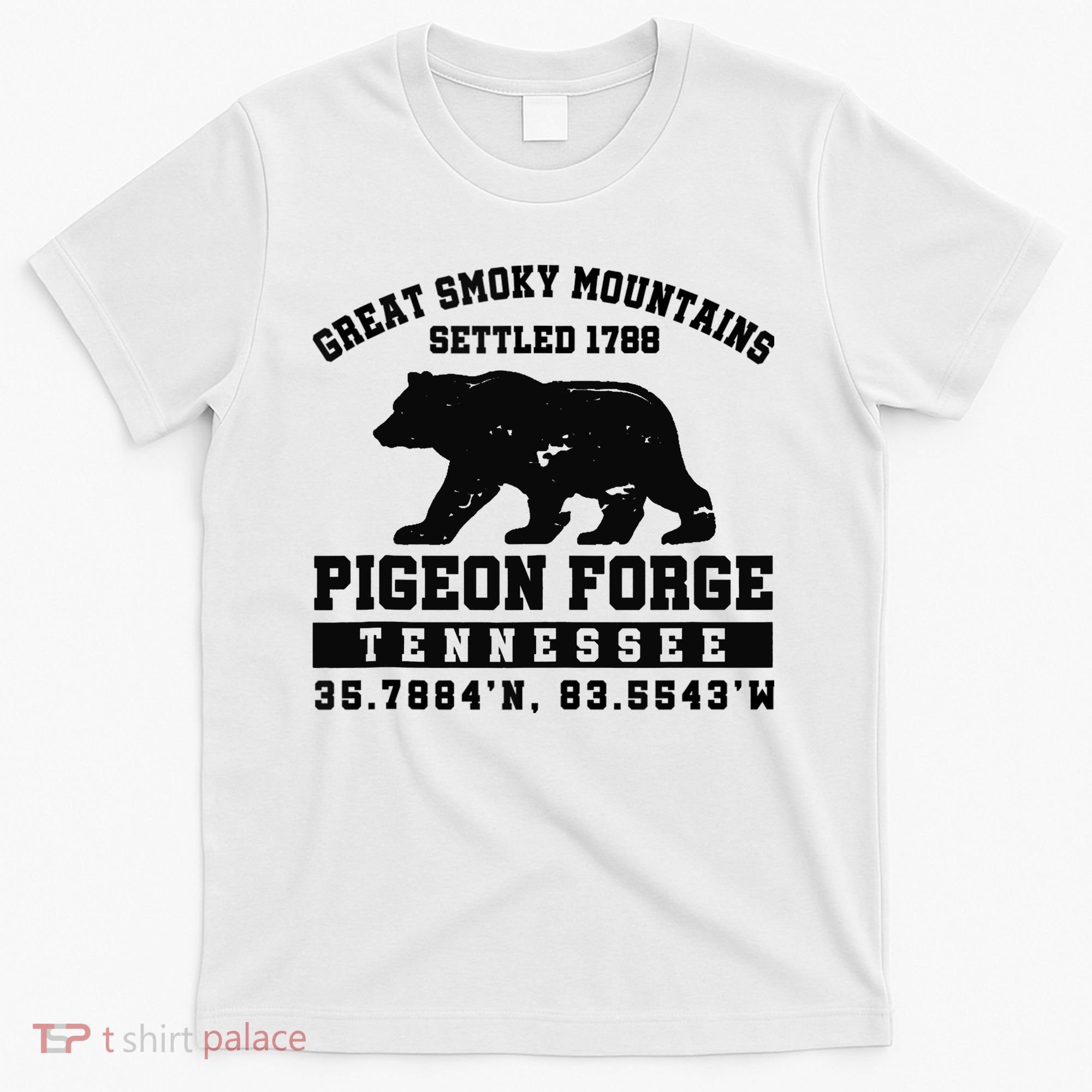 Pigeon Forge Tennessee Bear Great Smoky Mountains T-Shirt