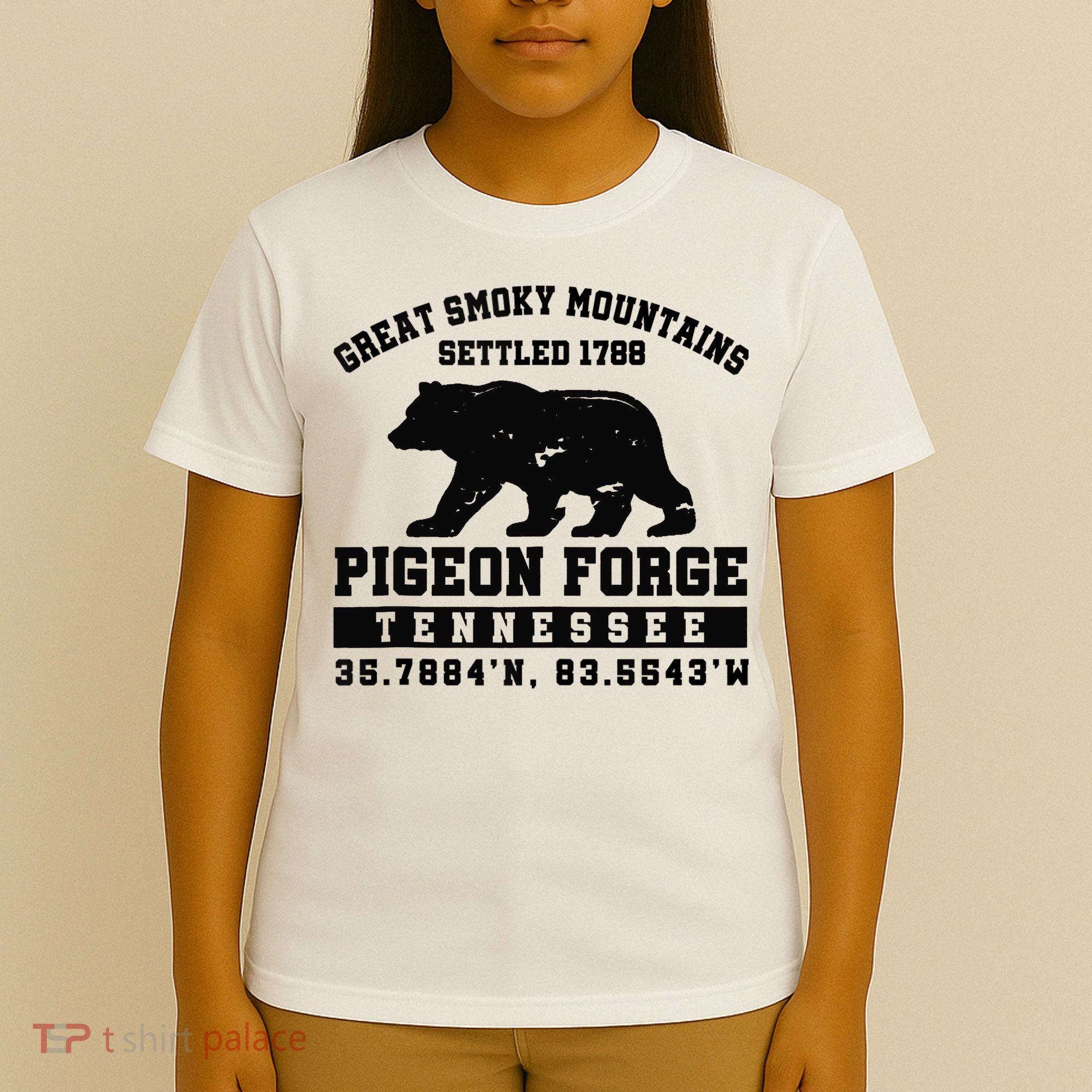 Pigeon Forge Tennessee Bear Great Smoky Mountains T-Shirt