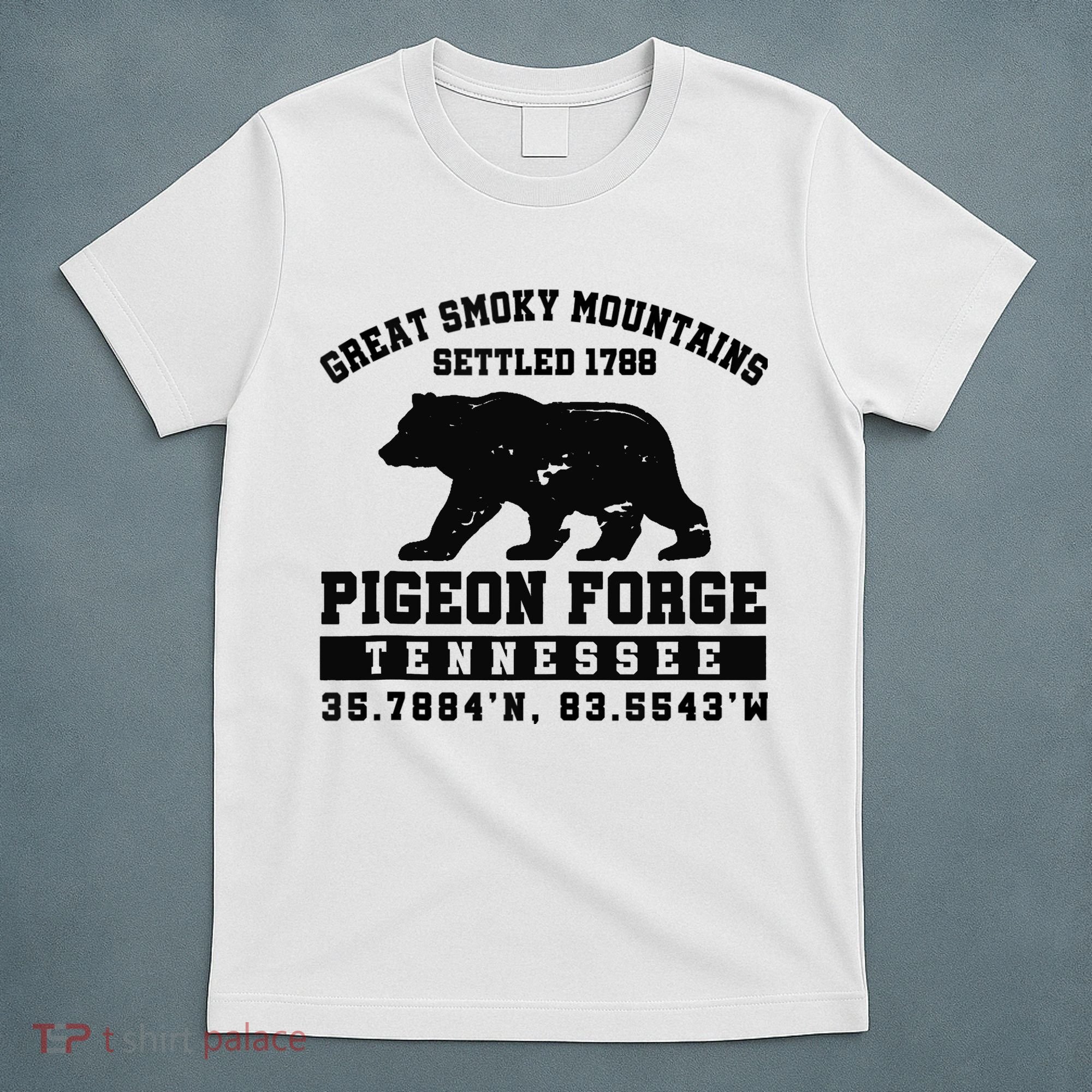Pigeon Forge Tennessee Bear Great Smoky Mountains T-Shirt