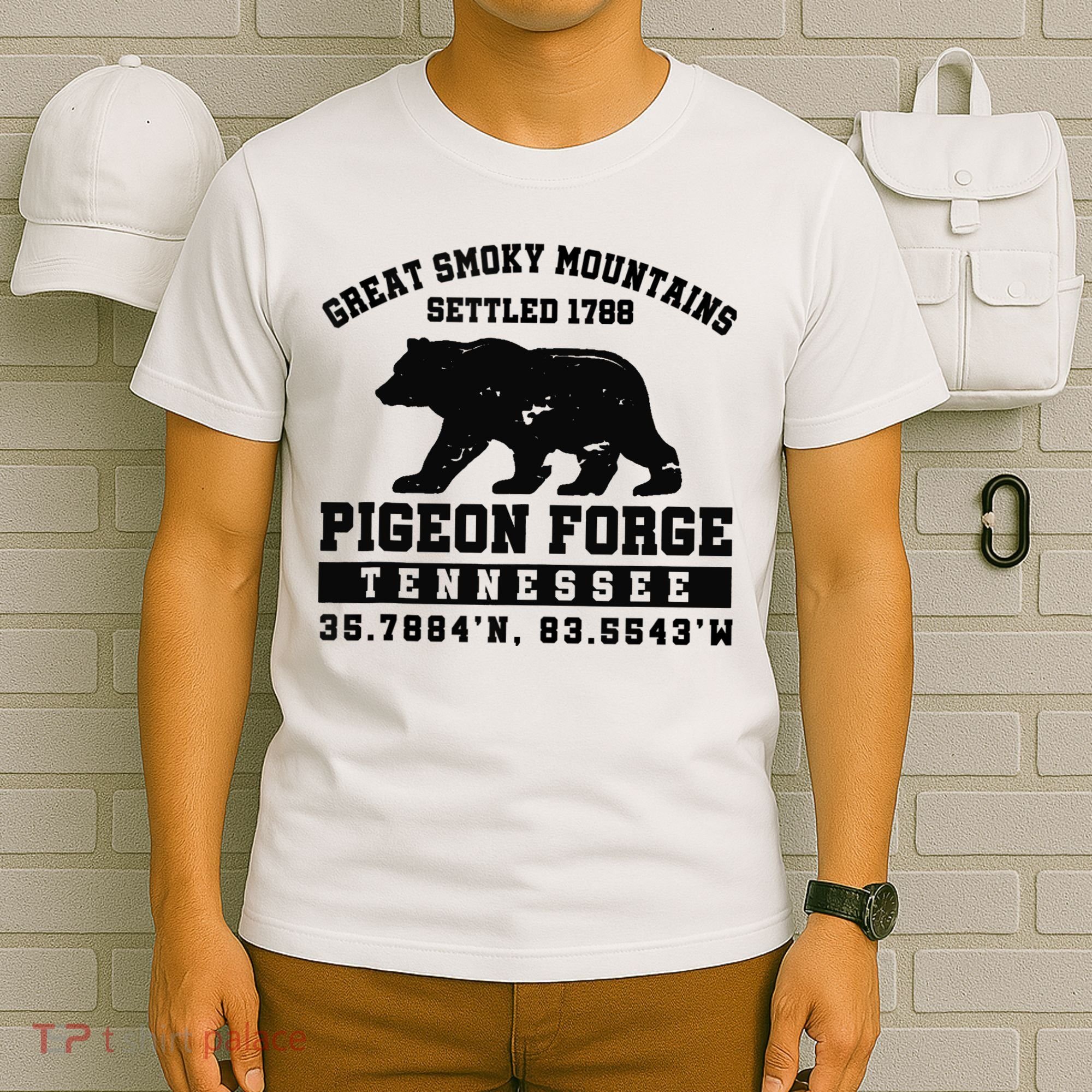 Pigeon Forge Tennessee Bear Great Smoky Mountains T-Shirt