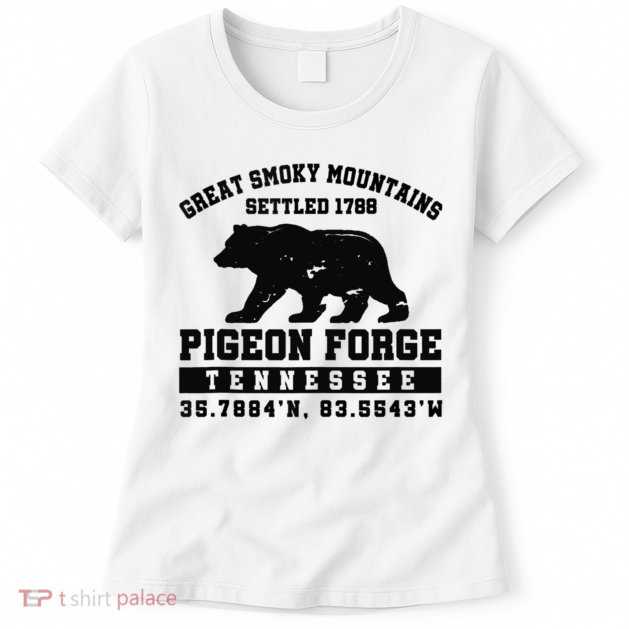 Pigeon Forge Tennessee Bear Great Smoky Mountains Women's T-Shirt