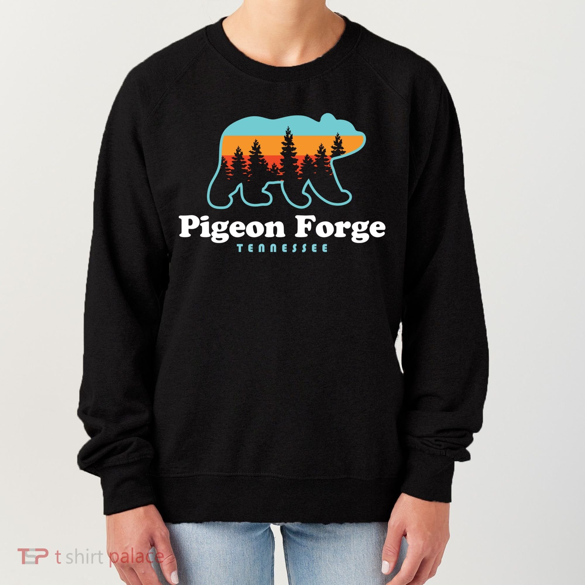 Pigeon Forge Tn Bear Great Smoky Mountains Cool Gift Women's Sweatshirt