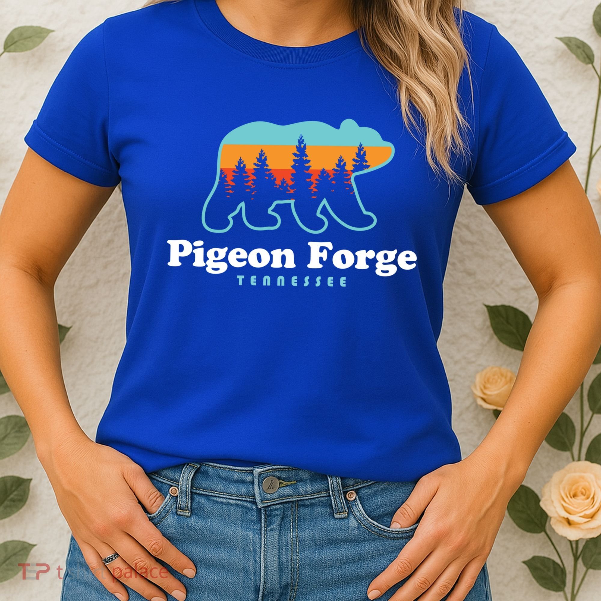 Pigeon Forge Tn Bear Great Smoky Mountains Cool Gift Women's T-Shirt