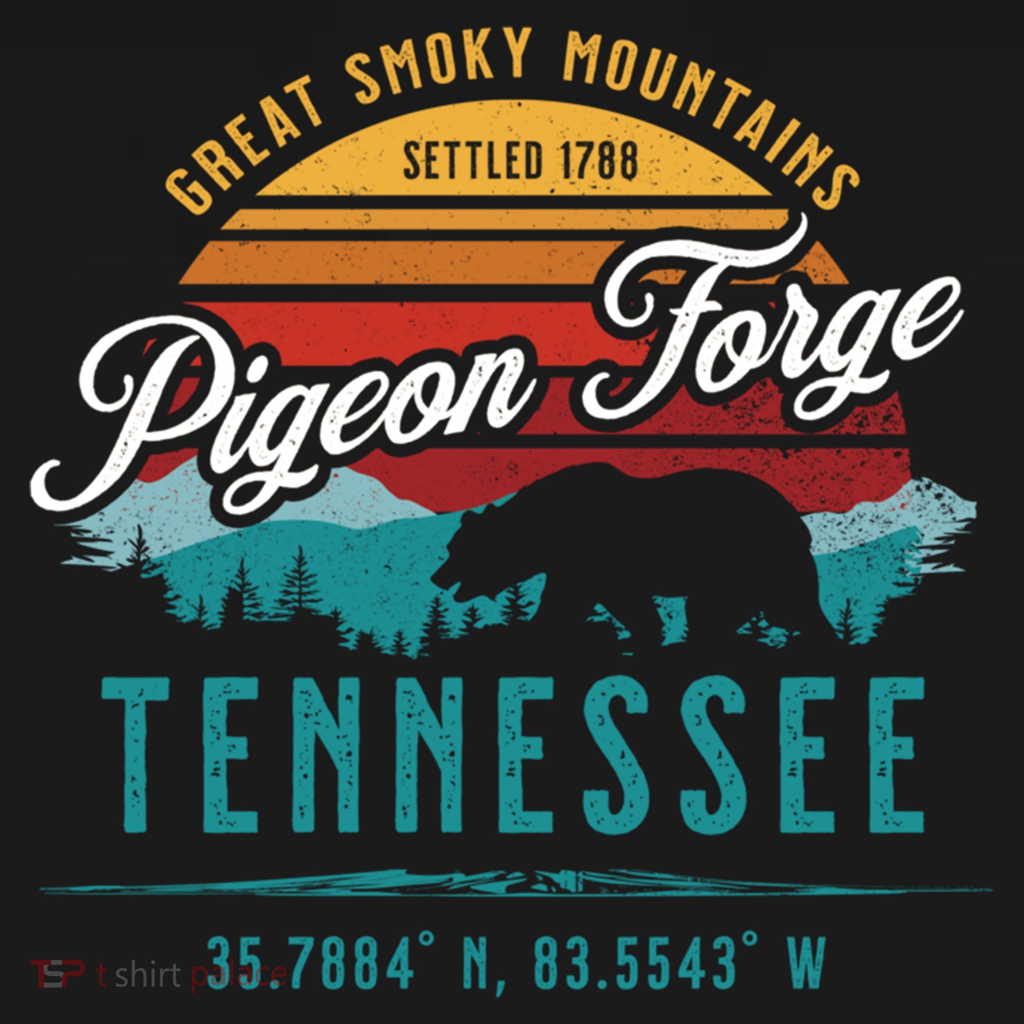 Pigeon Forge Tennessee Great Smoky Mountains Bear Retro Sun Meaningful Gift Women's Hoodie