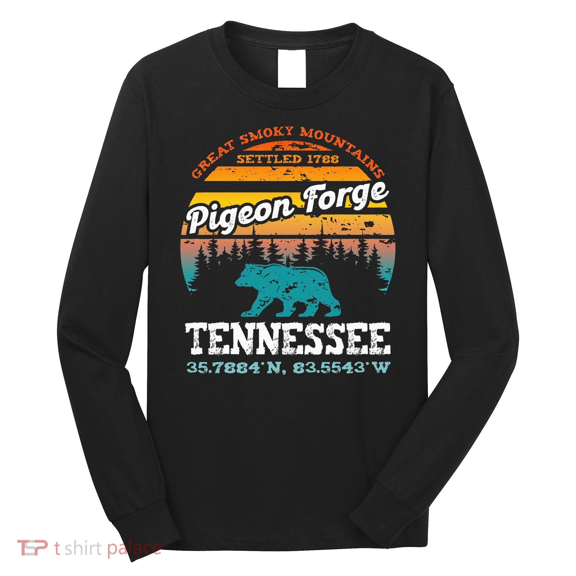 Pigeon Forge Tennessee Great Smoky Mountains Trip Gifts Long Sleeve Shirt