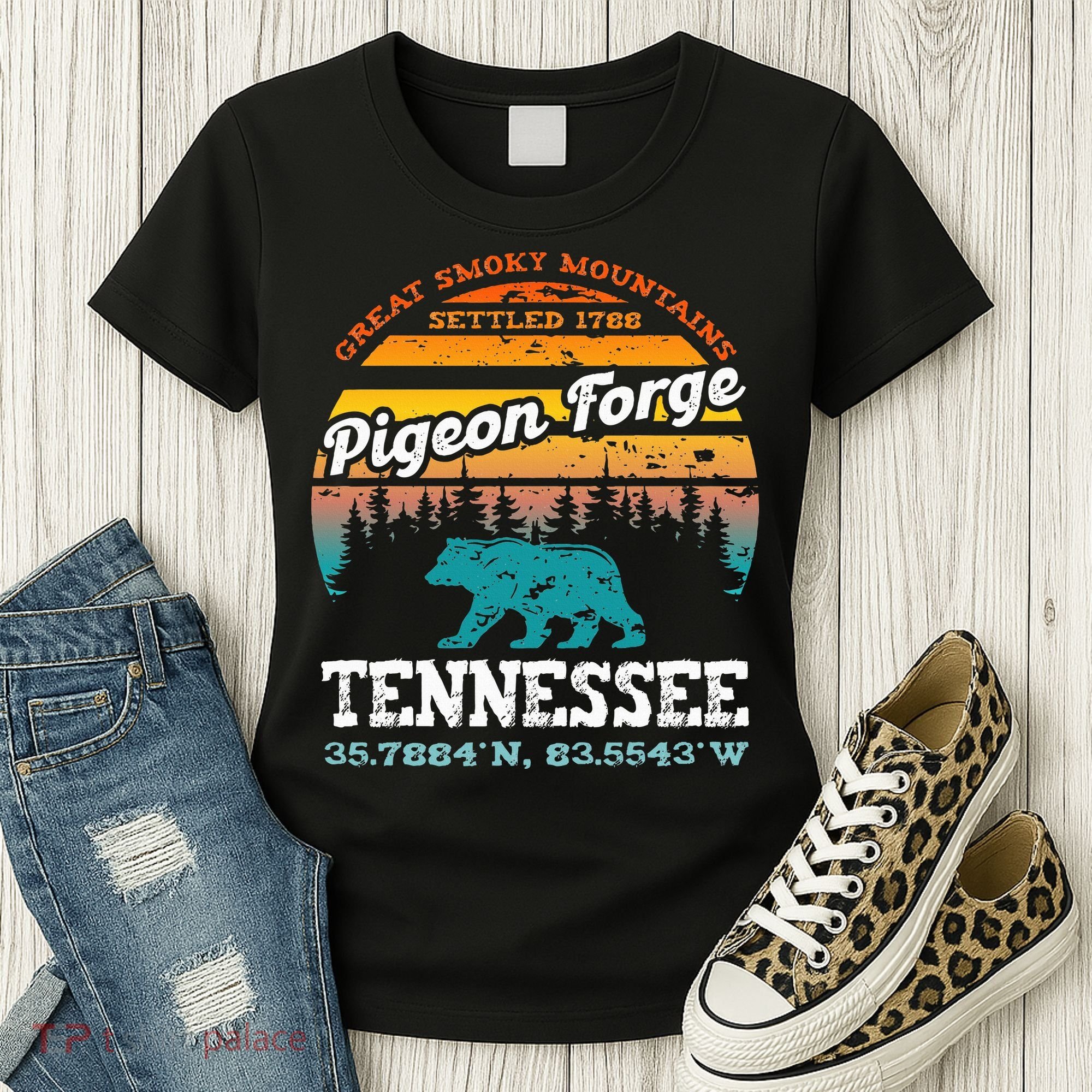 Pigeon Forge Tennessee Great Smoky Mountains Trip Gifts Women's T-Shirt