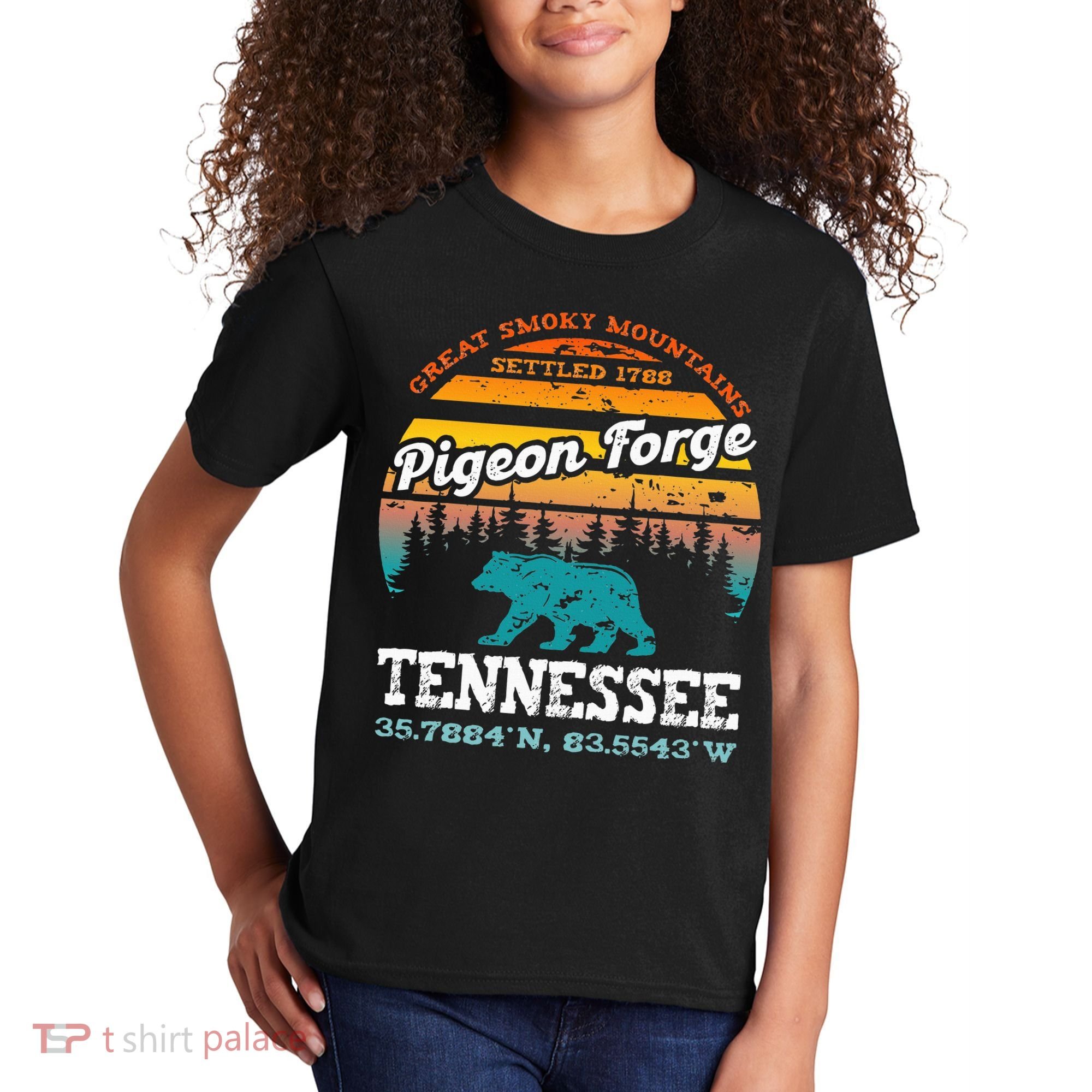 Pigeon Forge Tennessee Great Smoky Mountains Trip Gifts Kids T-Shirt