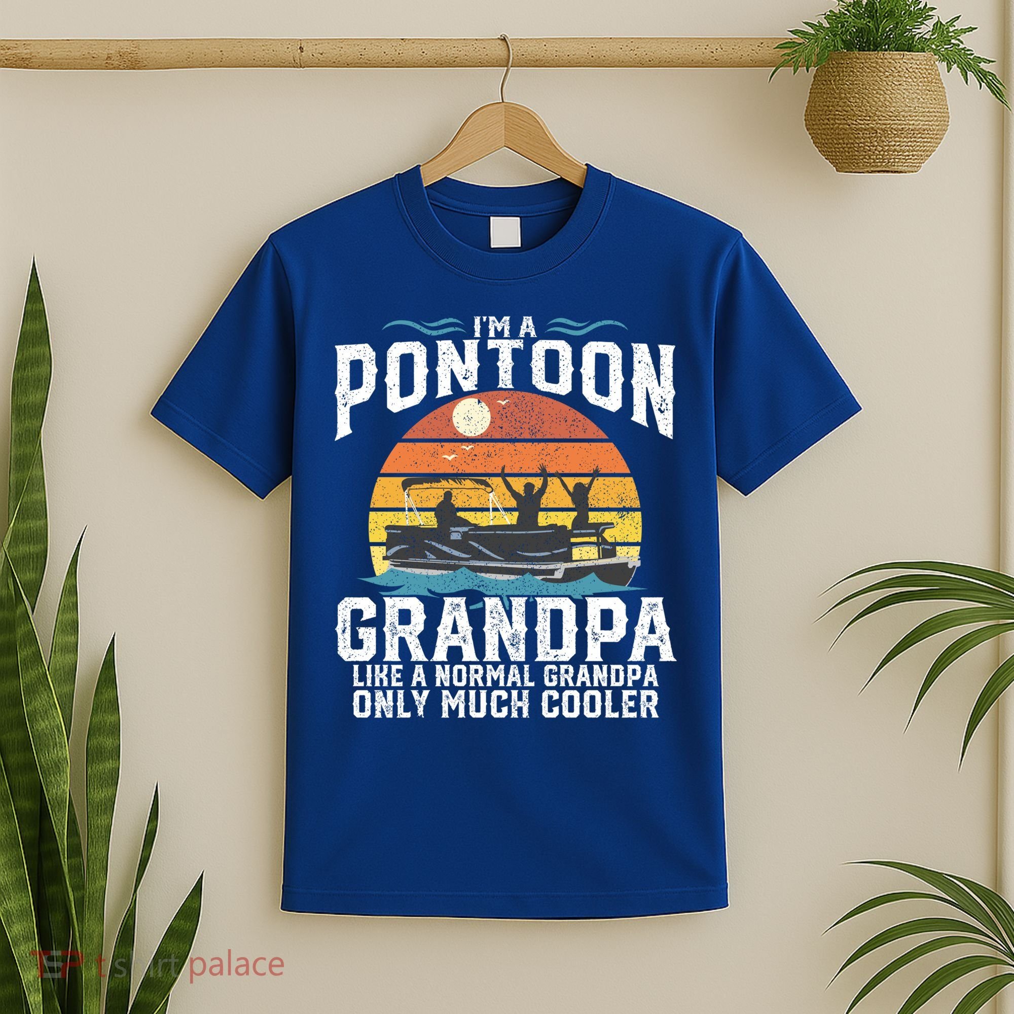 Pontoon Grandpa Captain Retro Funny Boating Fathers Day Gift T-Shirt