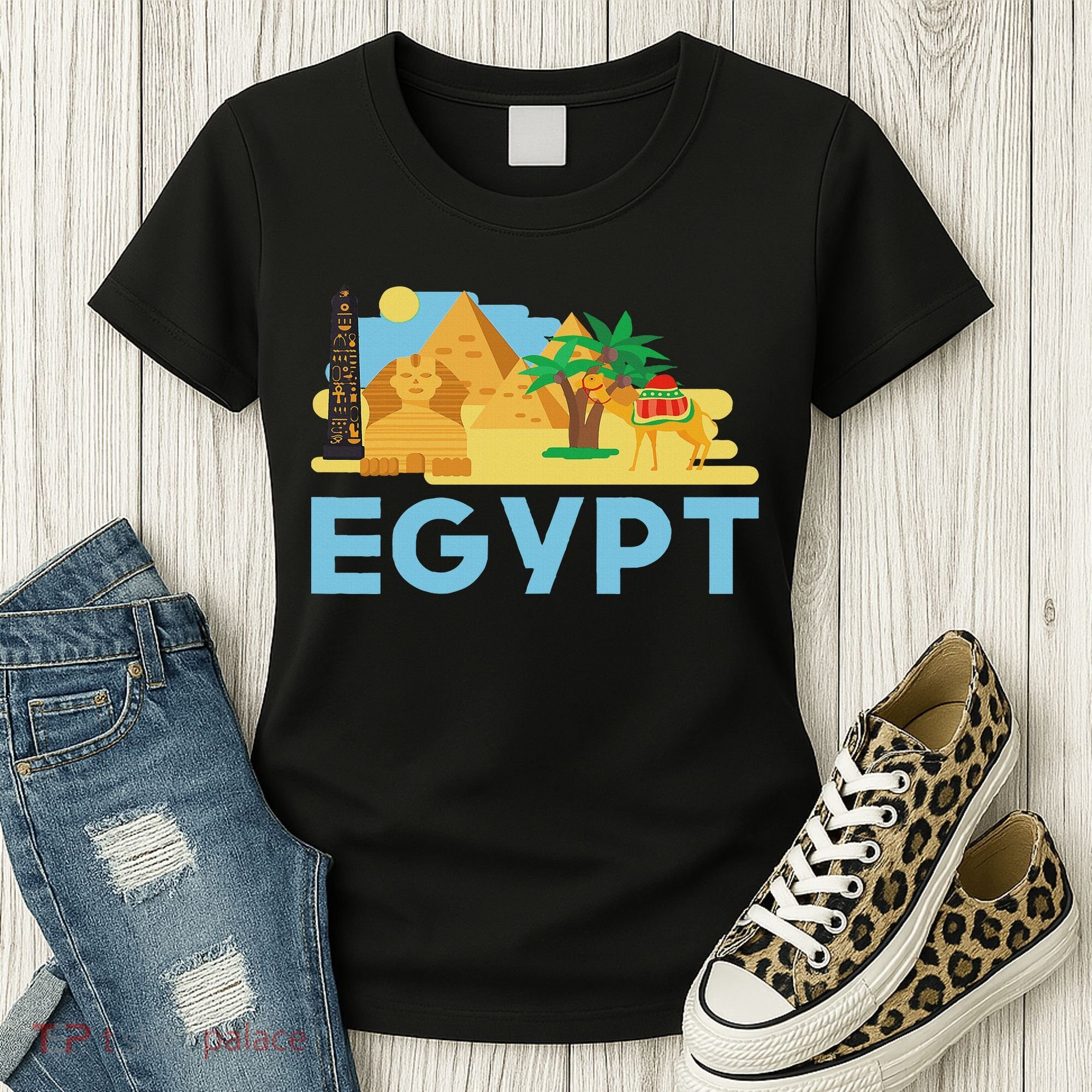 Pharaoh Gifts Egyptian Culture Pyramid Egypt Women's T-Shirt