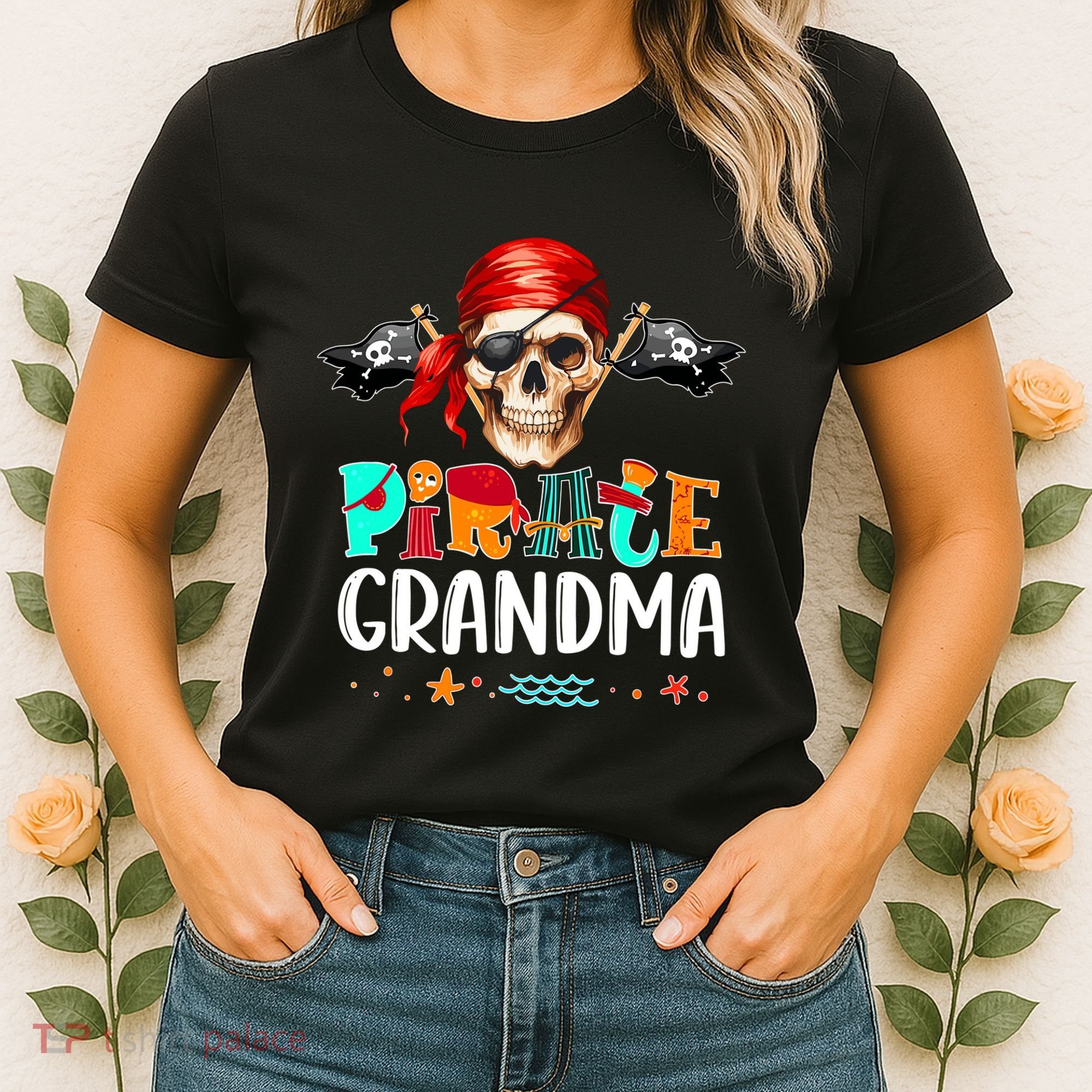 Pirate Grandma Funny Birthday Pirate Day Family Matching Women's T-Shirt