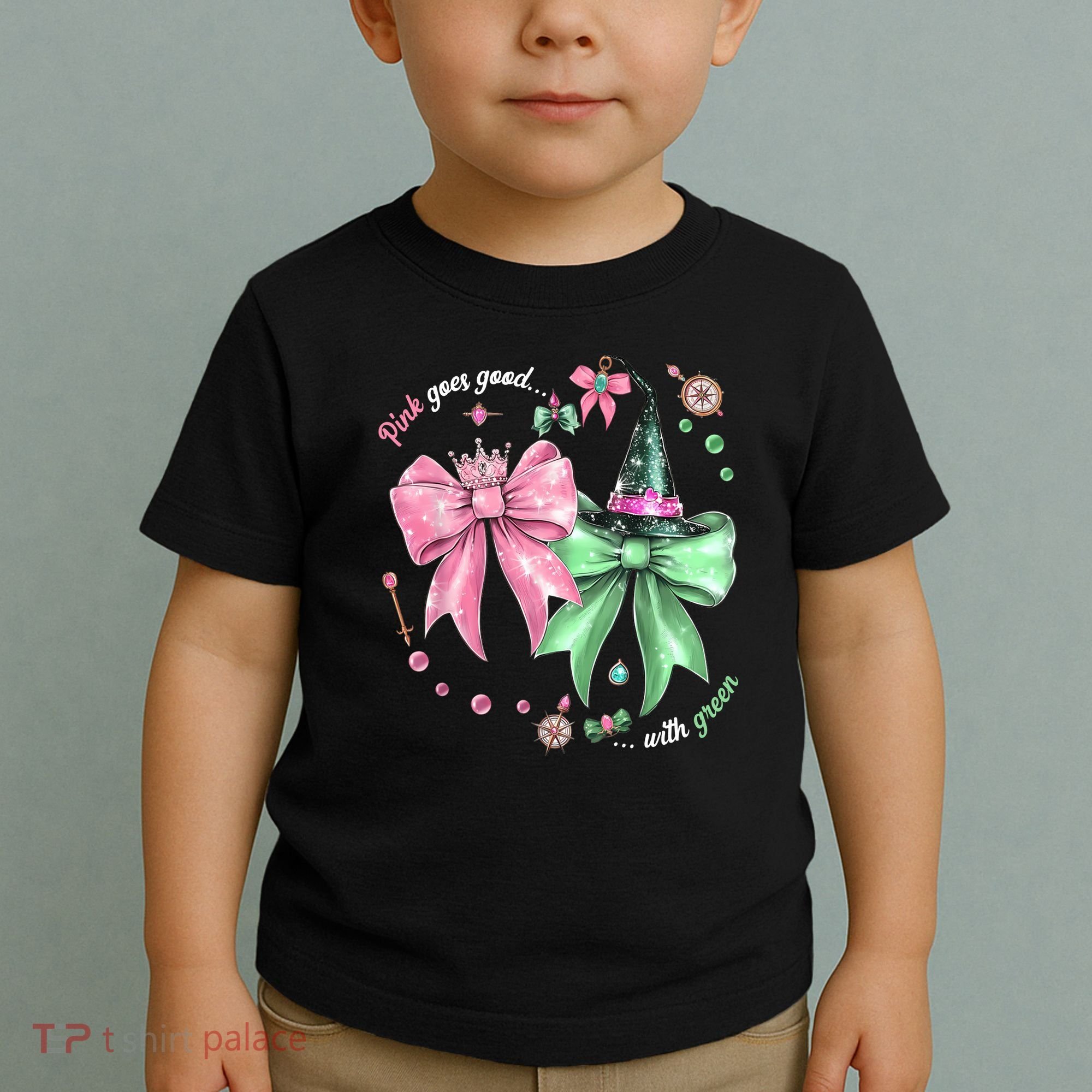Pink Goes Good With Green Funny Halloween Witch Toddler T-Shirt