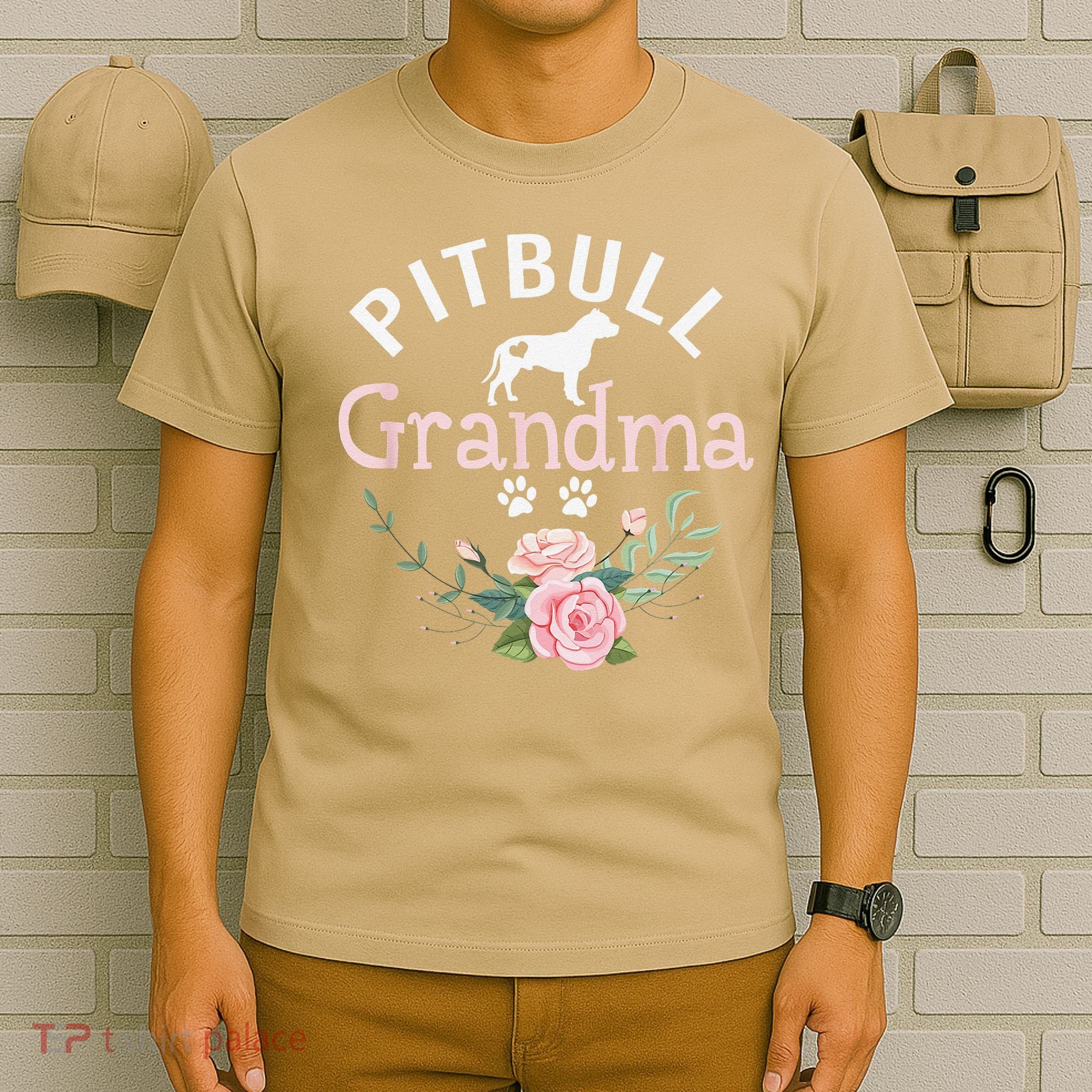 Pitbull Grandma Gifts Funny Mom Pitbull Dog Lover Christmas T-Shirt