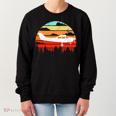 Pilot Gift Retro C172 Aircraft Flying Aviation Women's Sweatshirt
