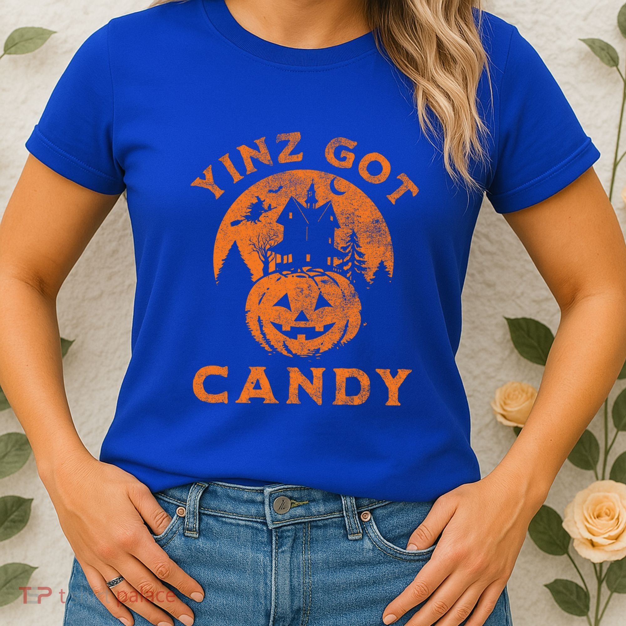 Pittsburgh Halloween Funny Yinz Got Candy Trick Or Treat Gift Women's T-Shirt