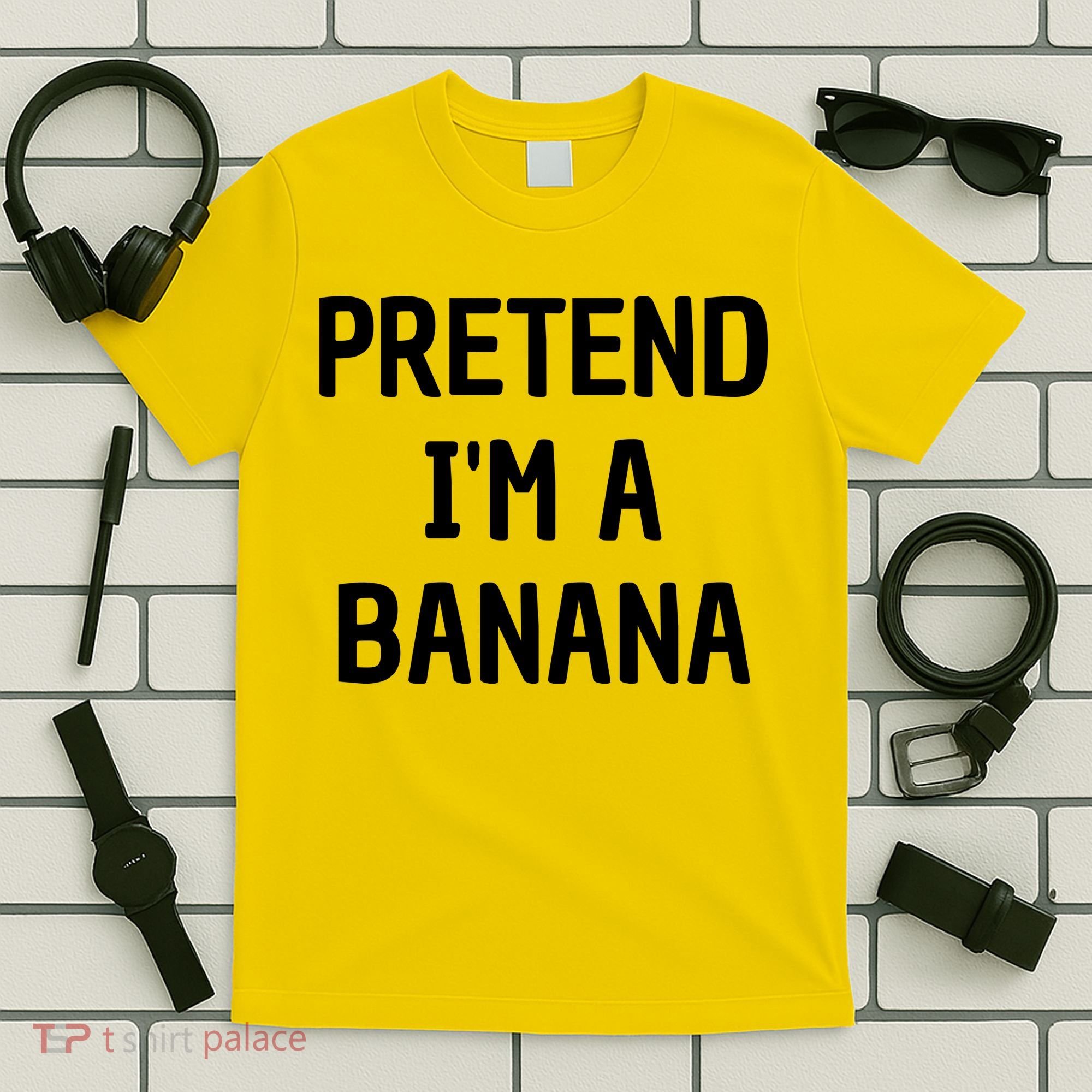 Pretend I'm A Banana Funny Lazy Halloween Costume T-Shirt