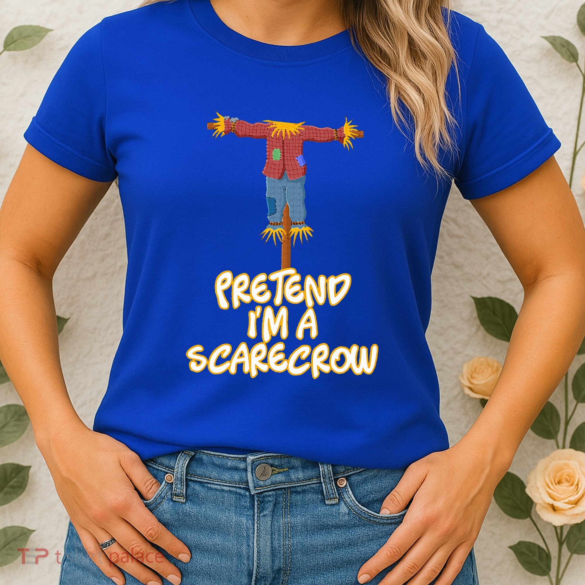 Pretend I'm a Scarecrow Halloween Lazy Scarecrow Costume Women's T-Shirt