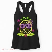 Pineapple In Hawaii S Luau Party Pineapple For A Hawaiian Party  Women's Tank Top thumb 0