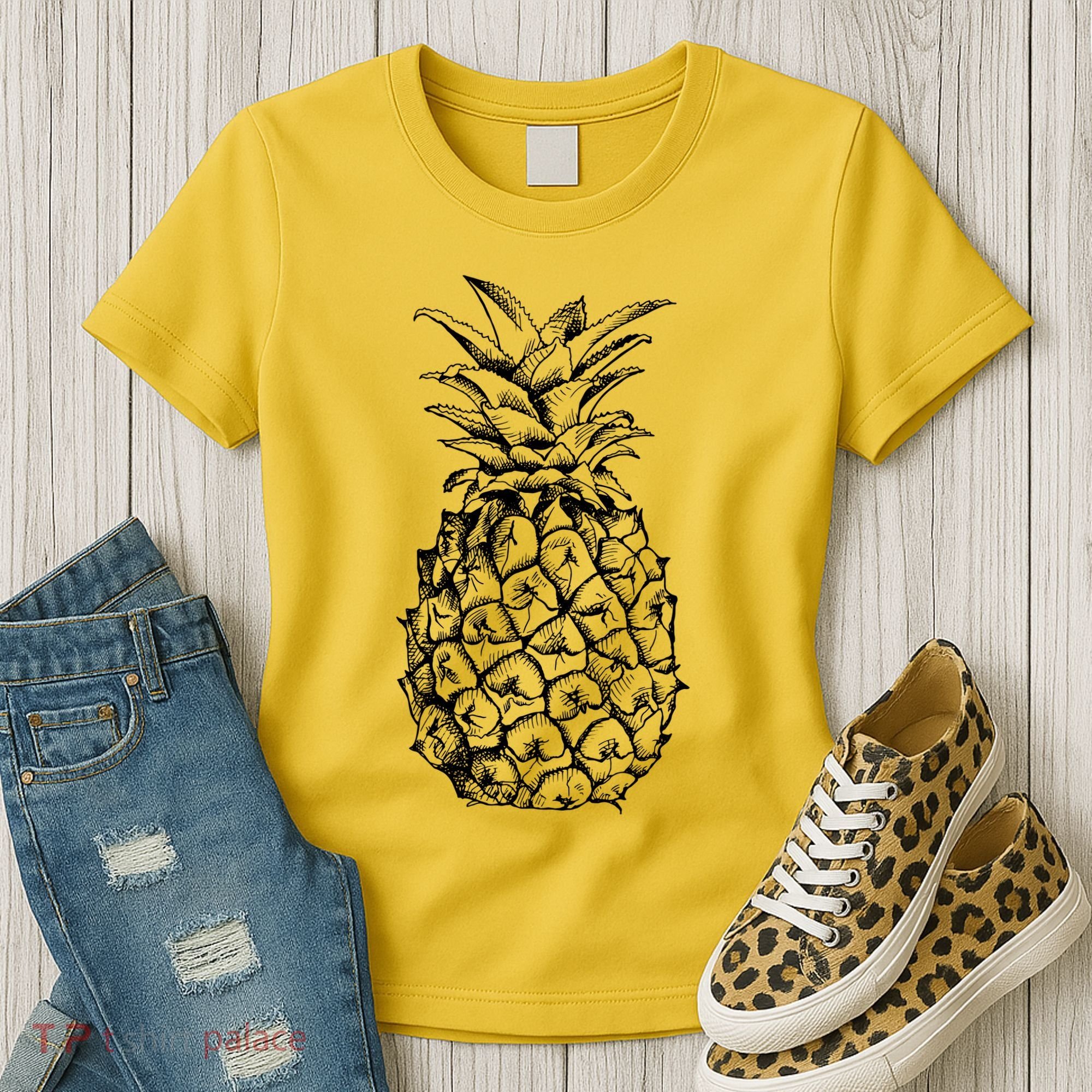 Simple Pineapple Women's T-Shirt
