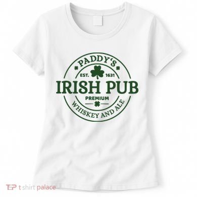 Paddy's Irish Pub Est 1631 Whiskey And Ale Irish St Patrick's Day Women's T-Shirt