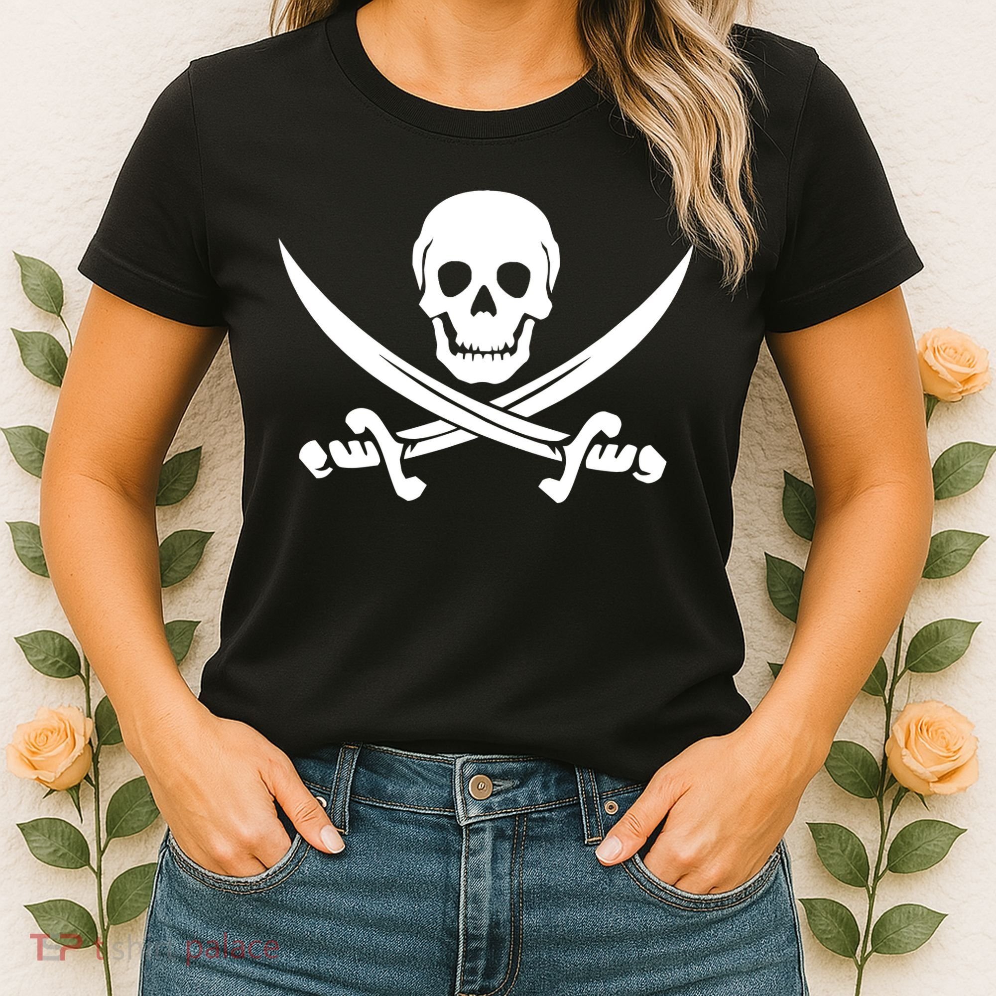 Pirate Skull & Cross Swords Women's T-Shirt