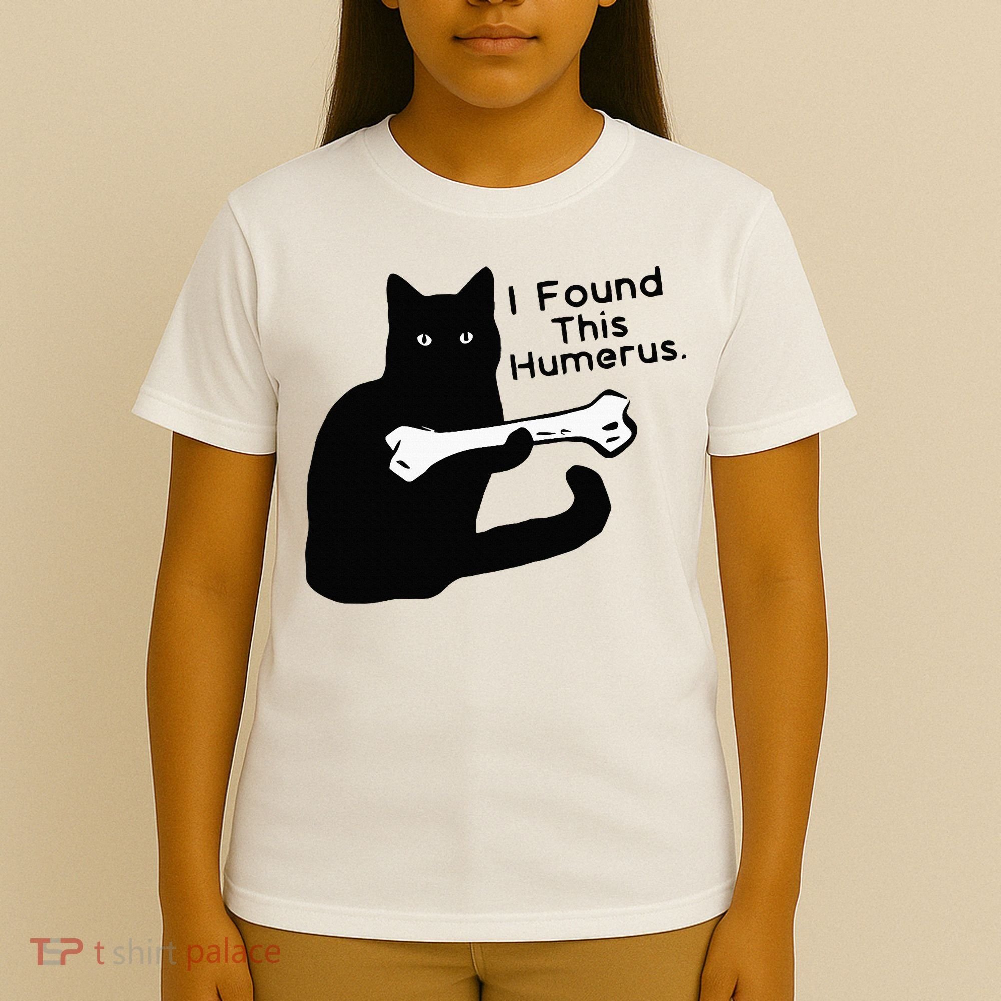 Pun Joke I Found This Humerus Humorous Cat Lover T-Shirt