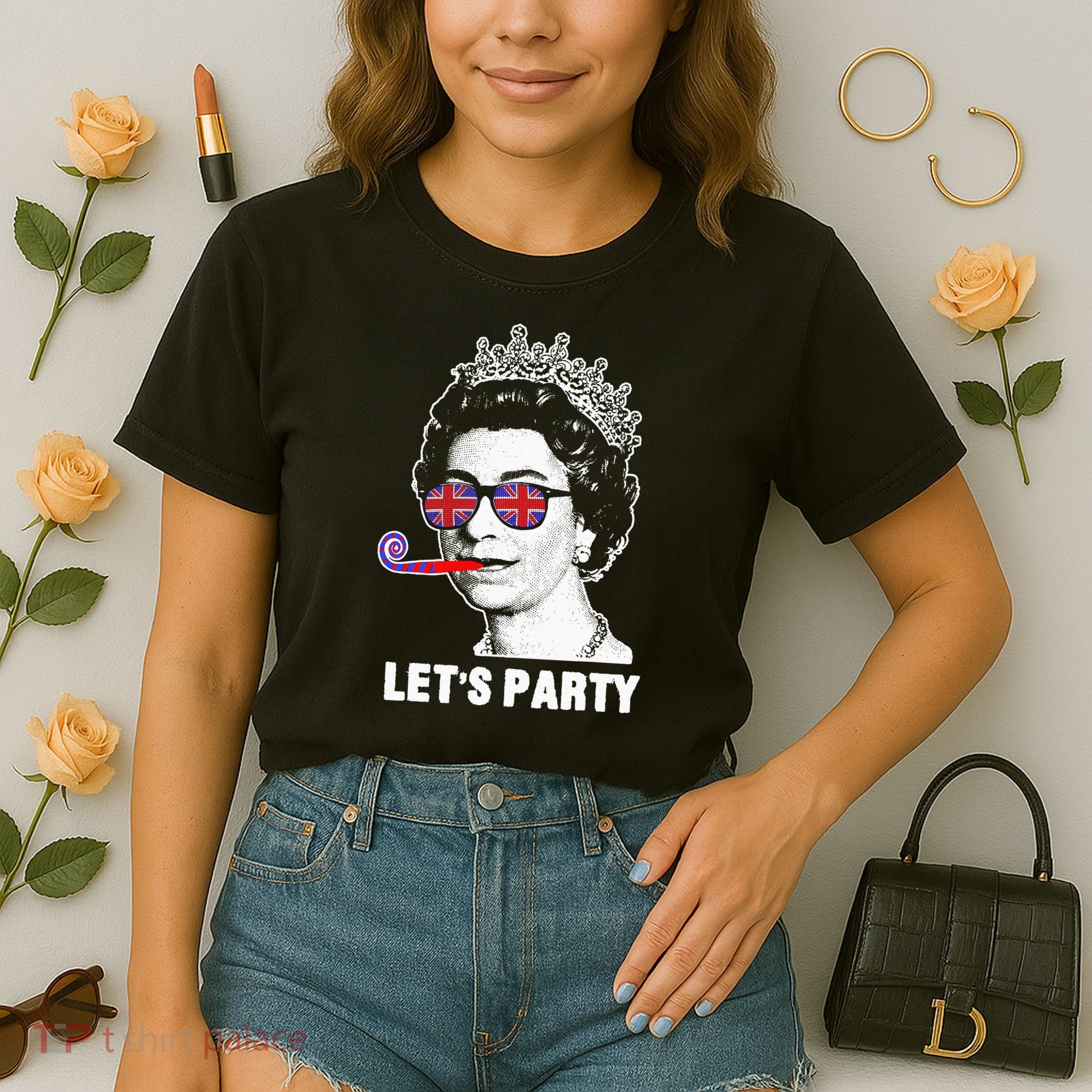 Platinum Jubilee. Queen & Union Jack LetS Party Funny Queen Comfort Colors Boxy T-Shirt