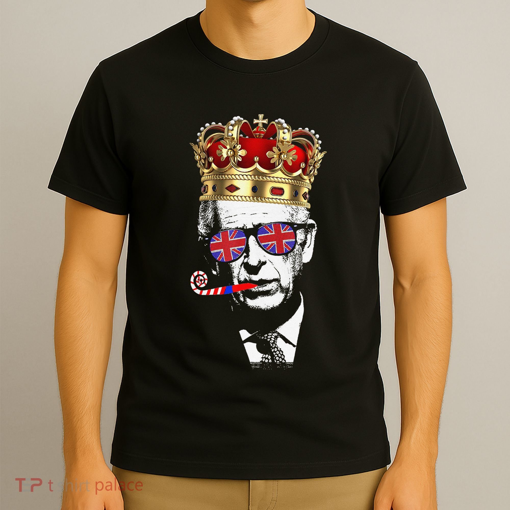 Party King Funny Coronation King Charles Union Jack & Crown T-Shirt