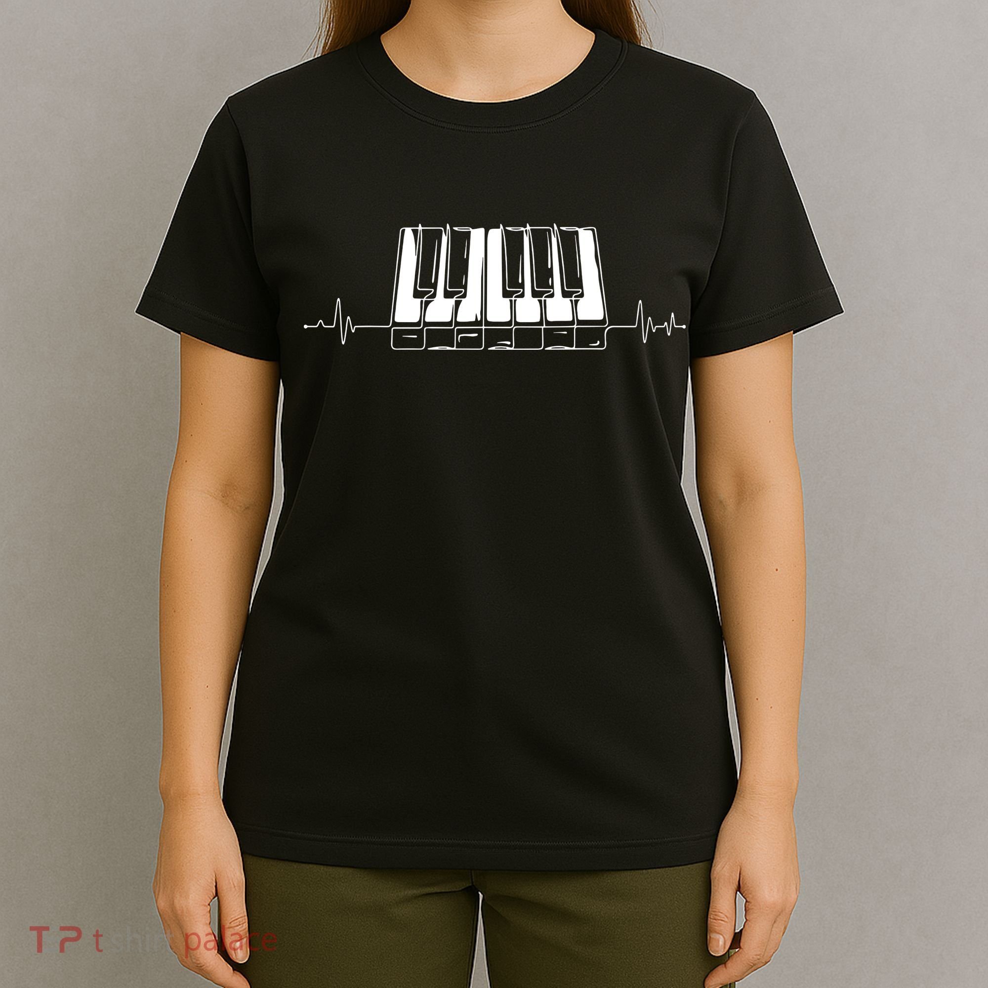 Piano Keys Vintage Style Musical Keyboard Piano T-Shirt