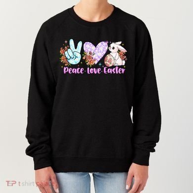 Peace Love Easter Day Gift Easter Egg Floral Women's Sweatshirt