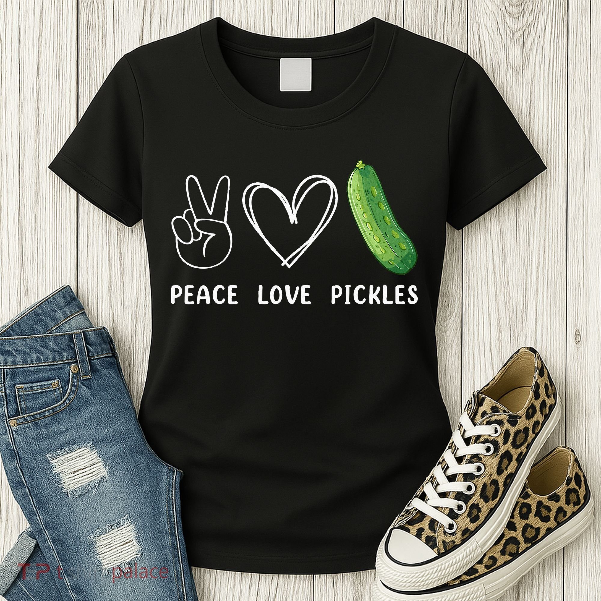 Peace Love Pickles Retro Pickles Lover Food Lover Women's T-Shirt