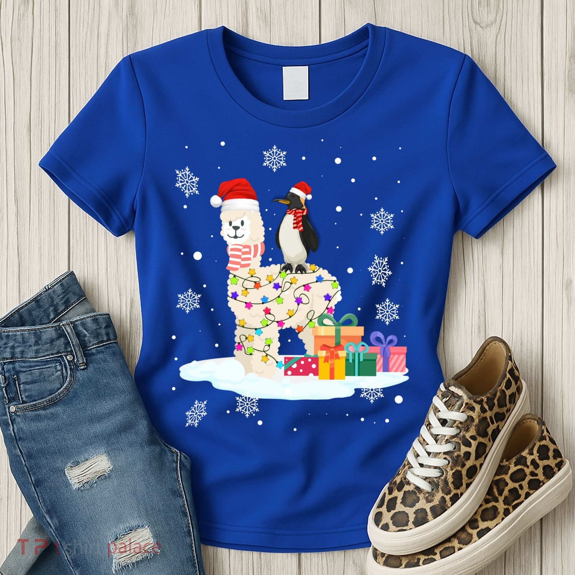 Penguins Lover Xmas Lighting Penguin Riding Llama Christmas Funny Gift Women's T-Shirt