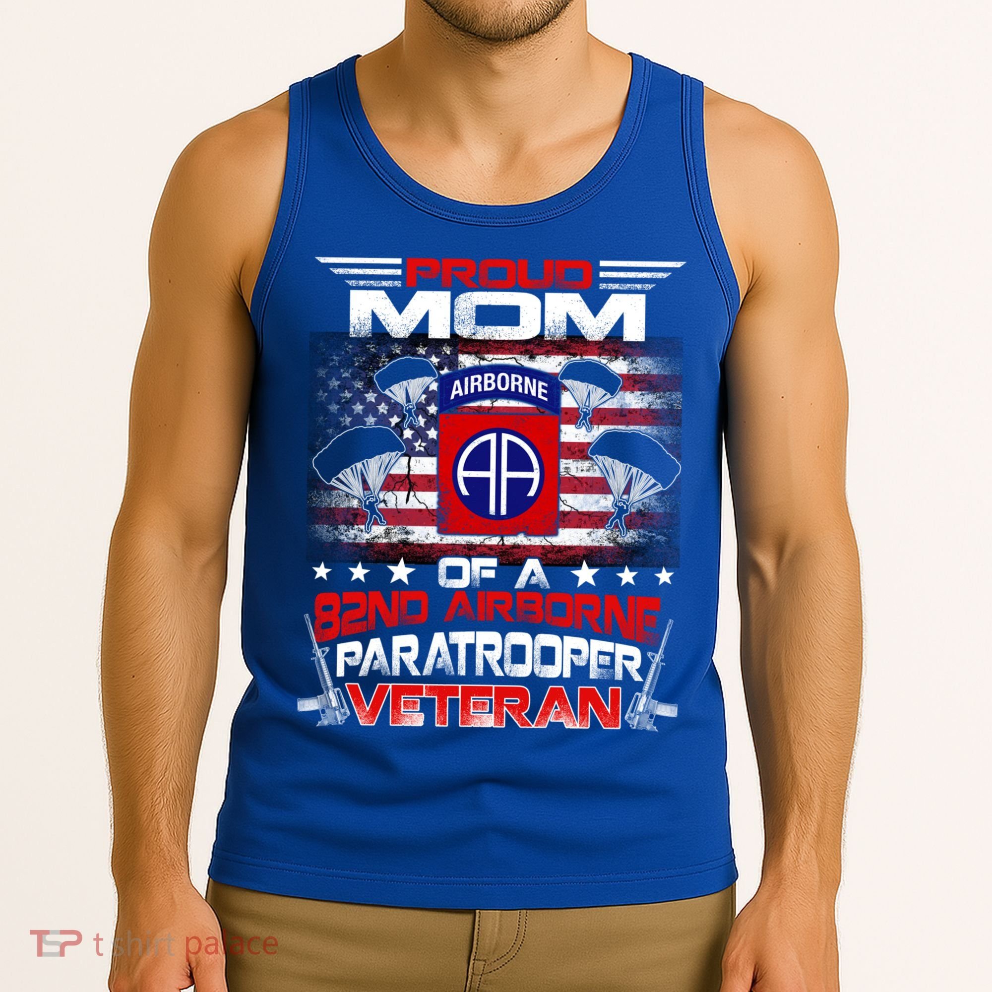 Proud Mom 82nd Airborne Paratrooper Veteran Flag Gift Tank Top