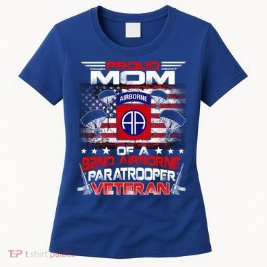 Proud Mom 82nd Airborne Paratrooper Veteran Flag Gift Women's T-Shirt