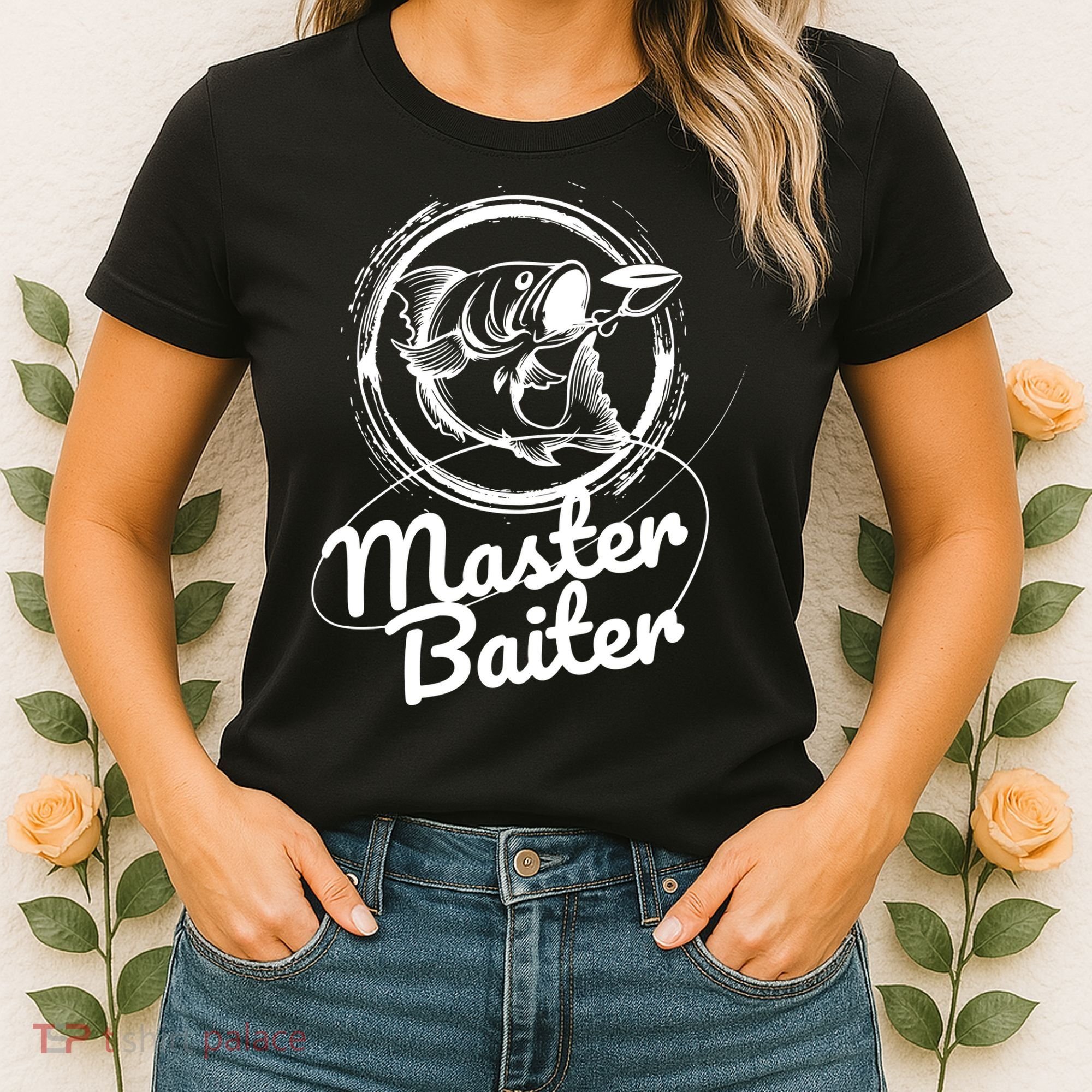 Professional Master Baiter Retro American Flag Funny Fishing Women's T-Shirt