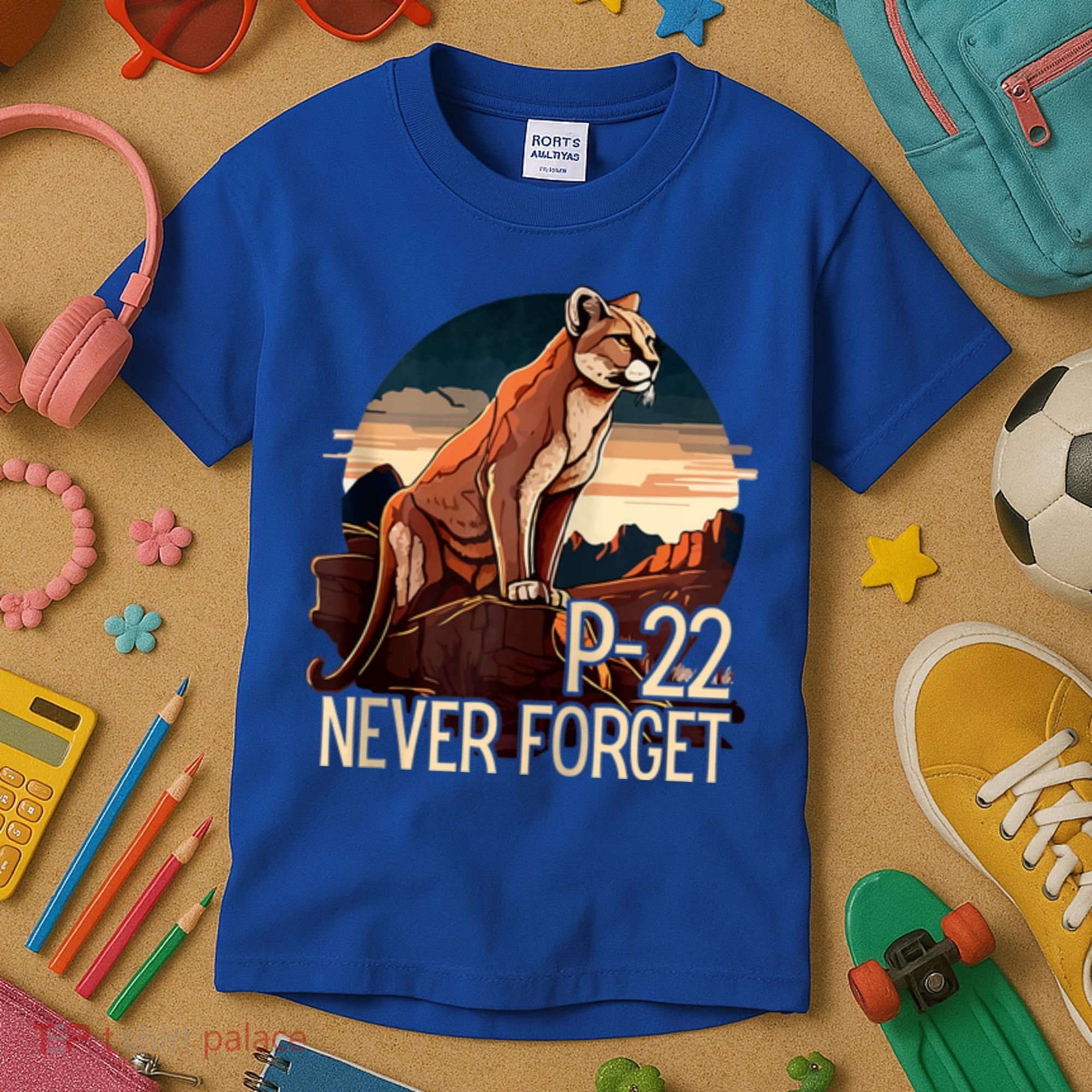 P22 Mountain Lion Never Forget P22 Kids T-Shirt