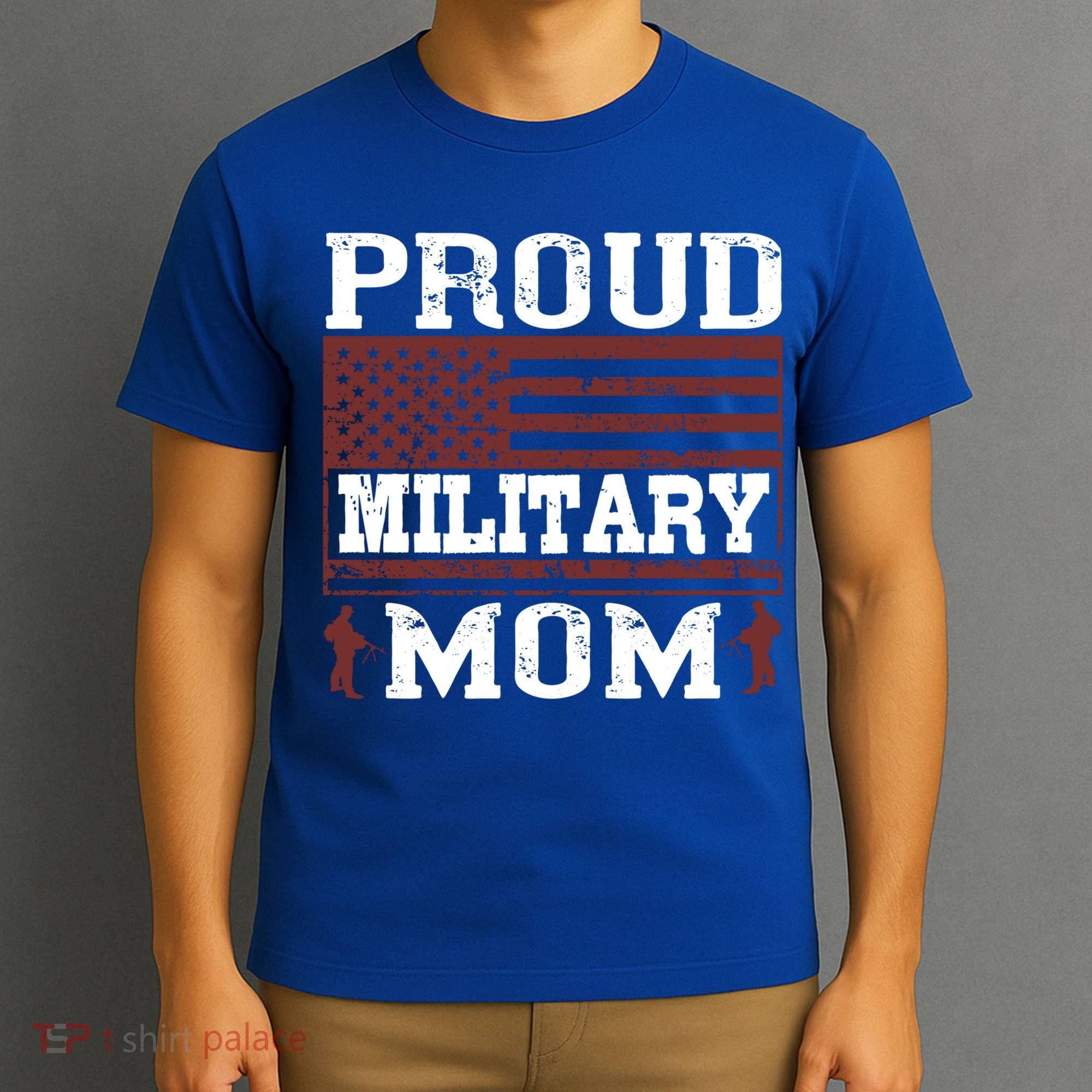 Proud Military Mom Us Military Happy Veterans Day Gift T-Shirt