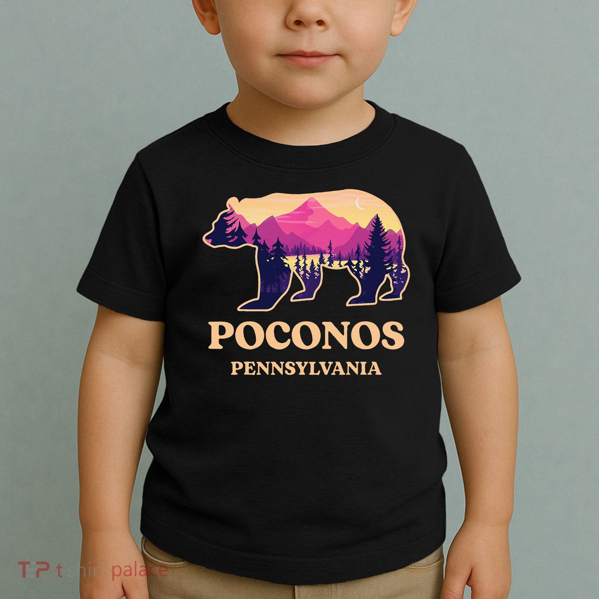 Poconos Mountains Pennsylvania Pa Bear Hiking Souvenirs Toddler T-Shirt