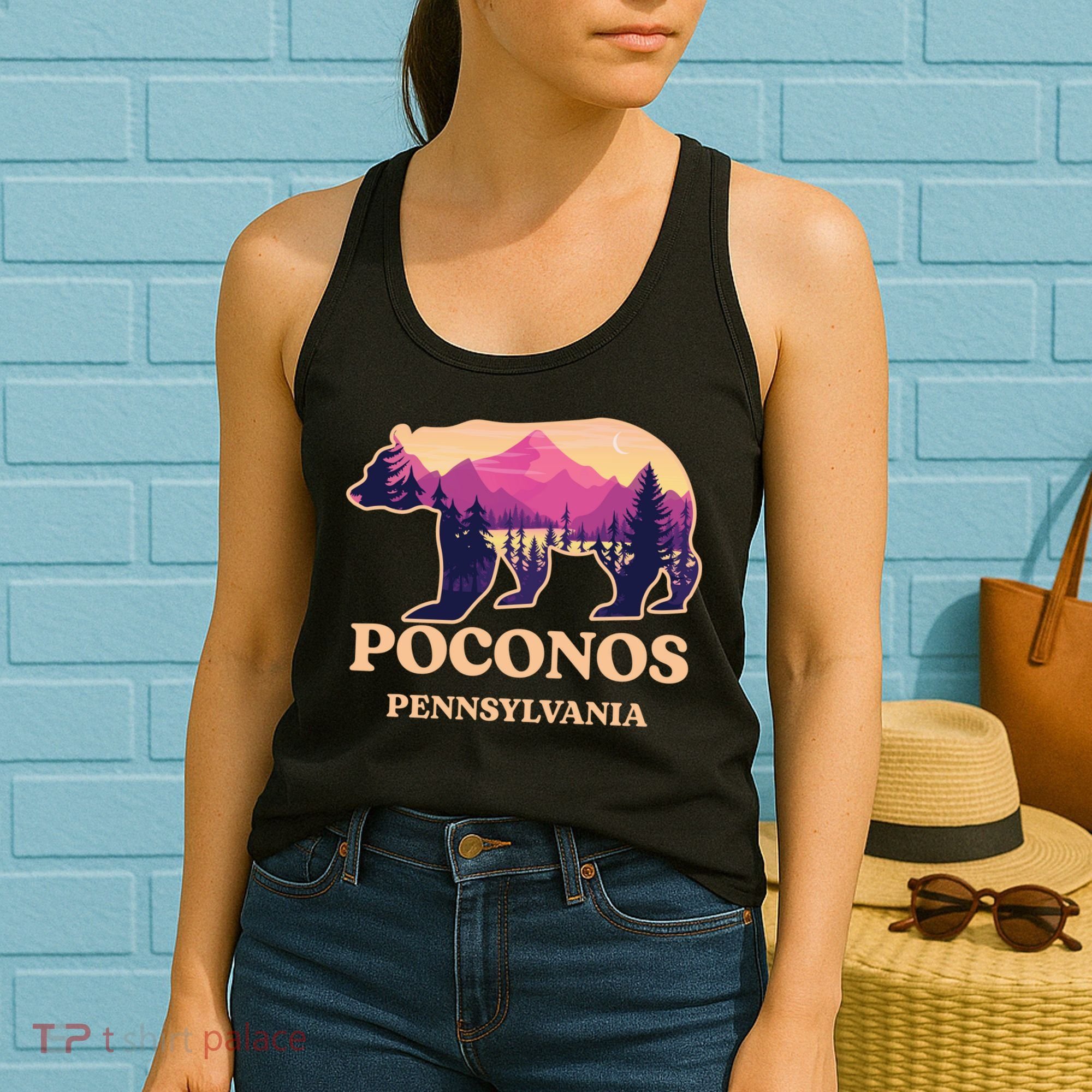 Poconos Mountains Pennsylvania Pa Bear Hiking Souvenirs Women's Tank Top