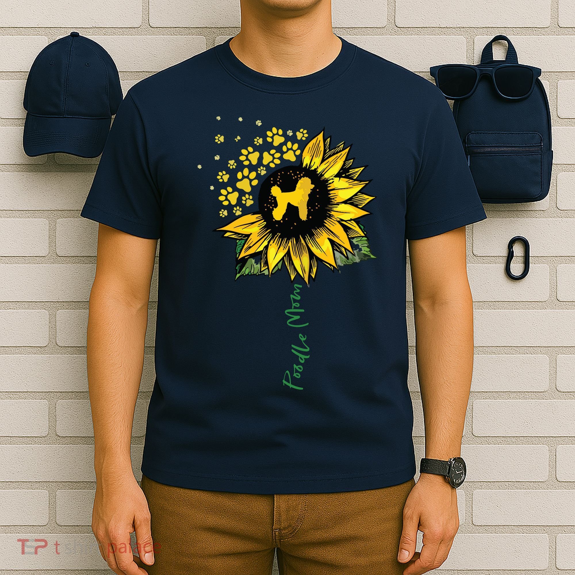 Poodle Mom Sunflower Poodle Lover Gifts Dog Mom Mama T-Shirt