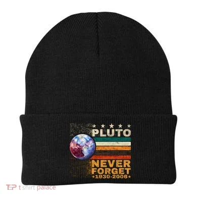 PLUTO NEVER FORGET Beanie