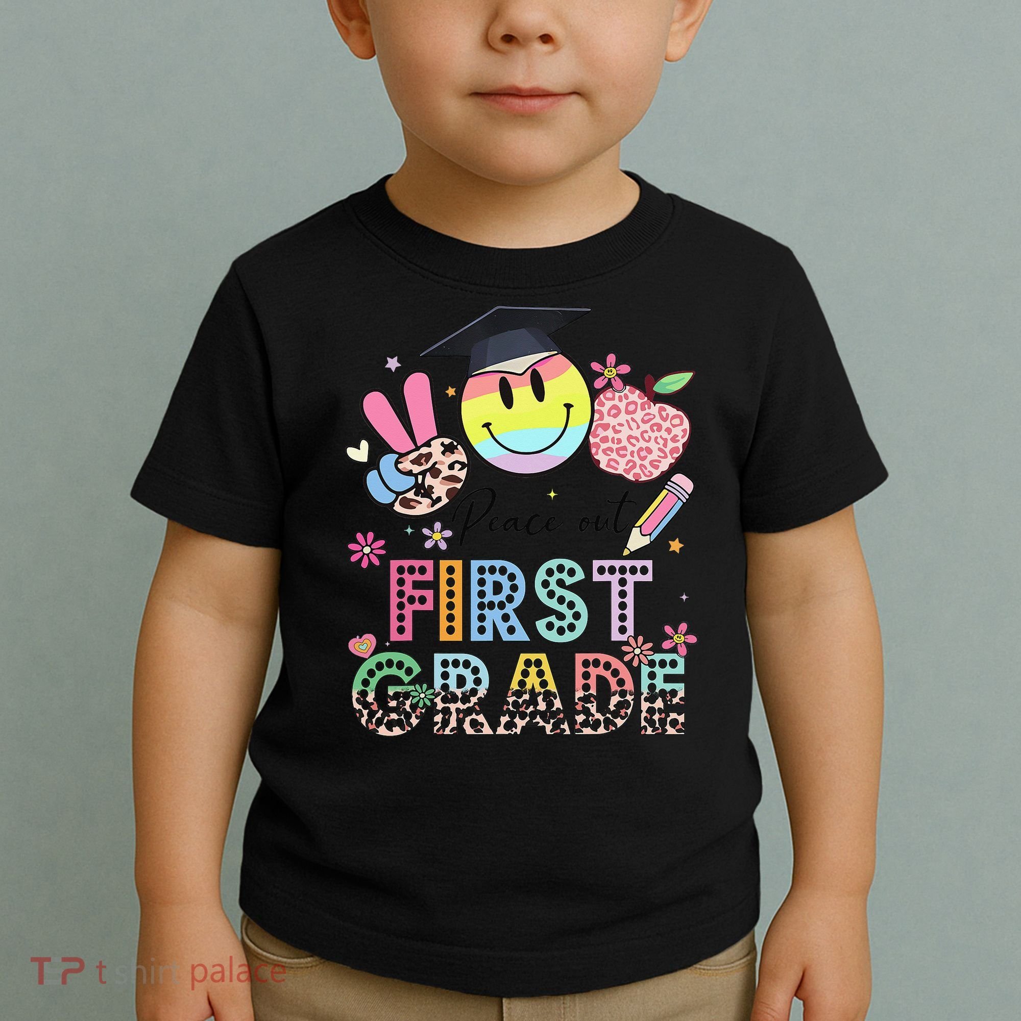 Peace Out 1st First Grade Graduation Last Day Of School Toddler T-Shirt