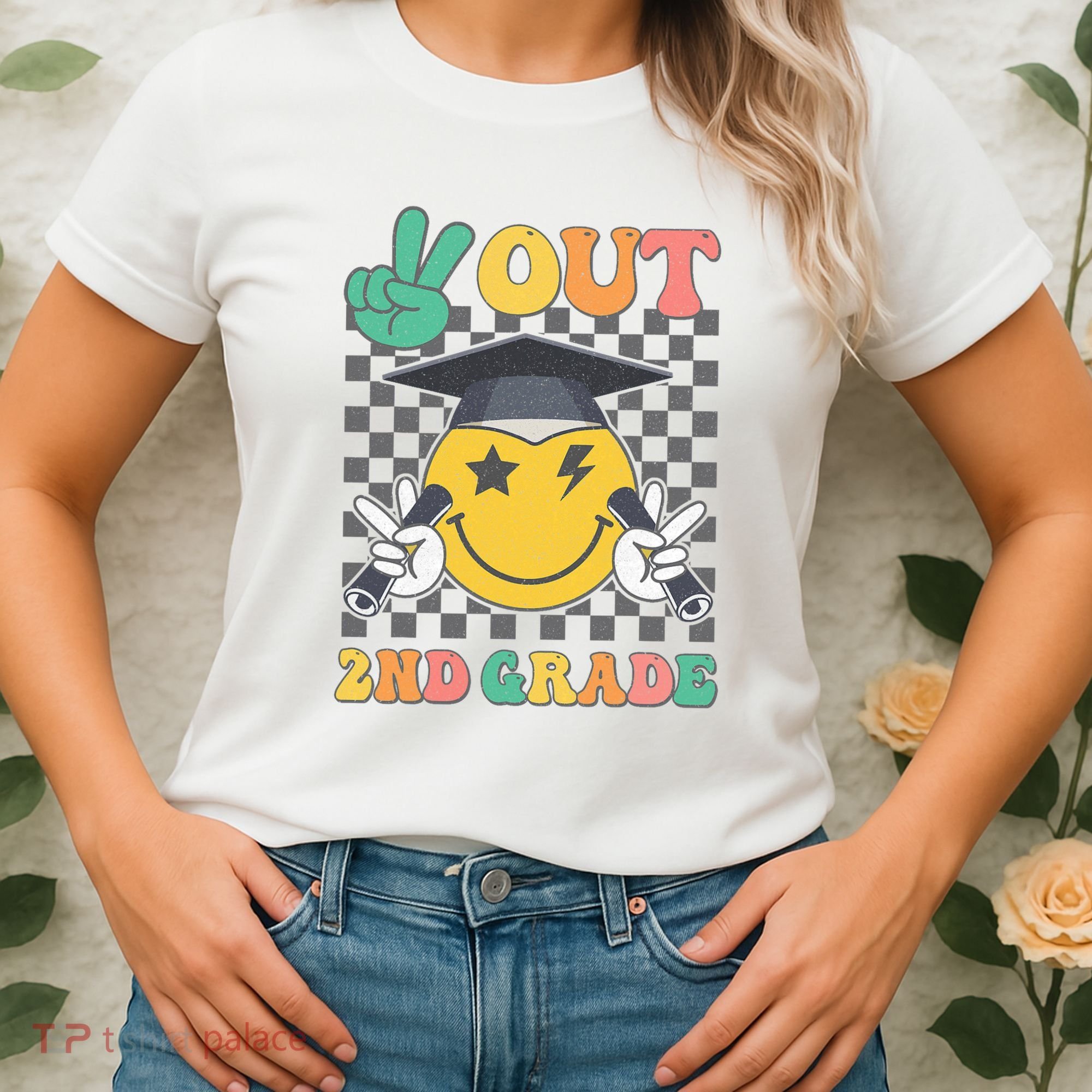 Peace Out 2nd Grade Graduation Last Day School Second Grade Women's T-Shirt
