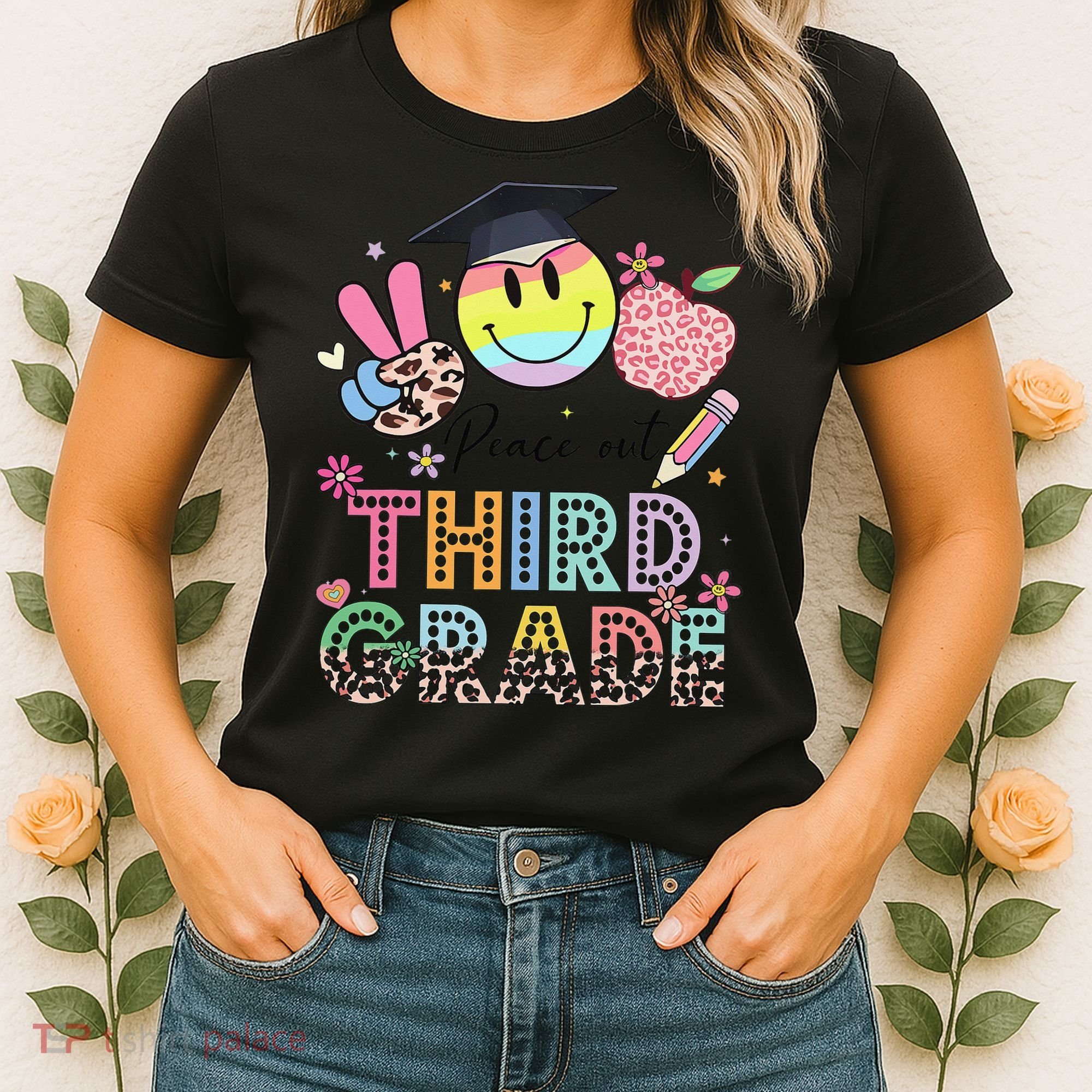 Peace Out 3rd Third Grade Graduation Last Day Of School Women's T-Shirt