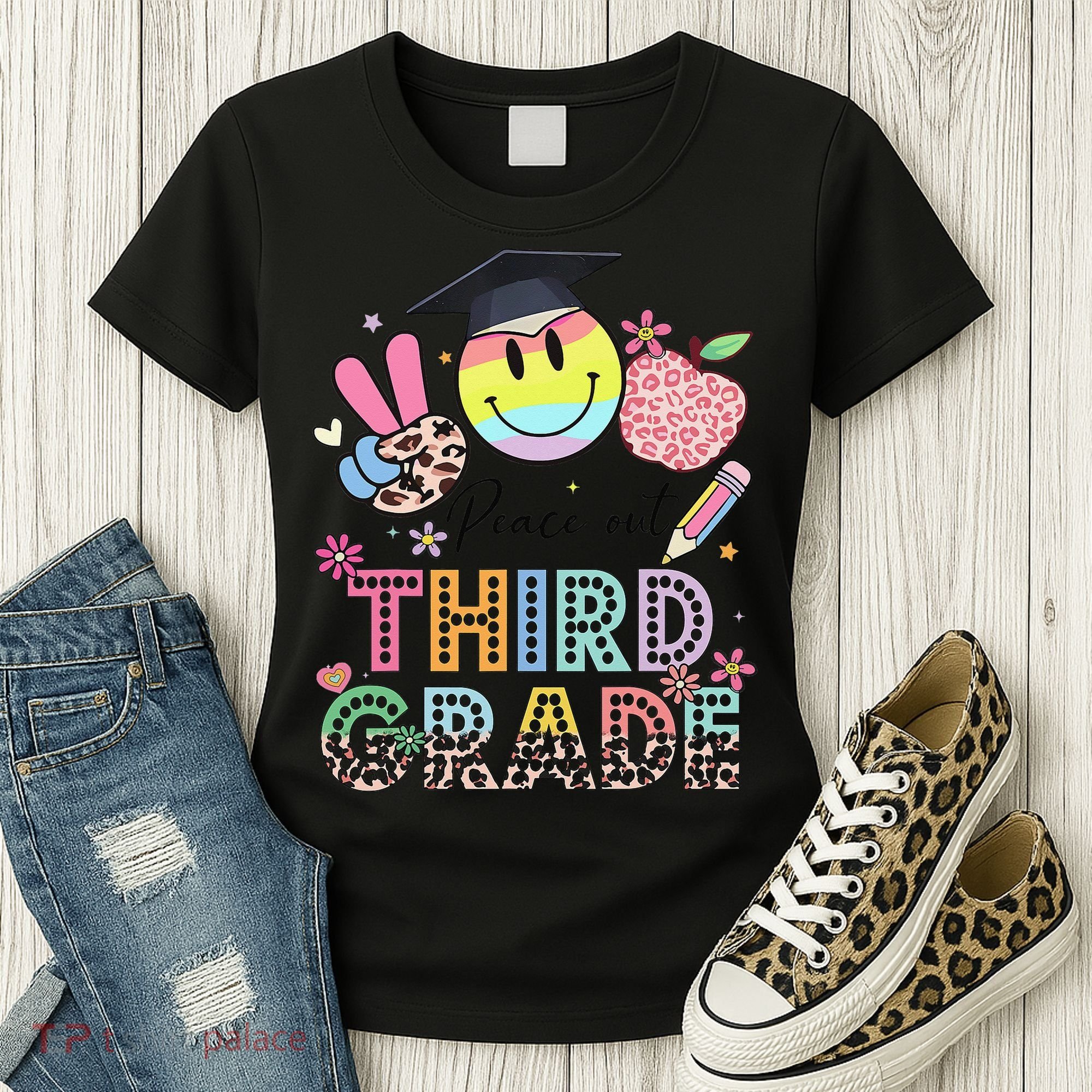 Peace Out 3rd Third Grade Graduation Last Day Of School Women's T-Shirt