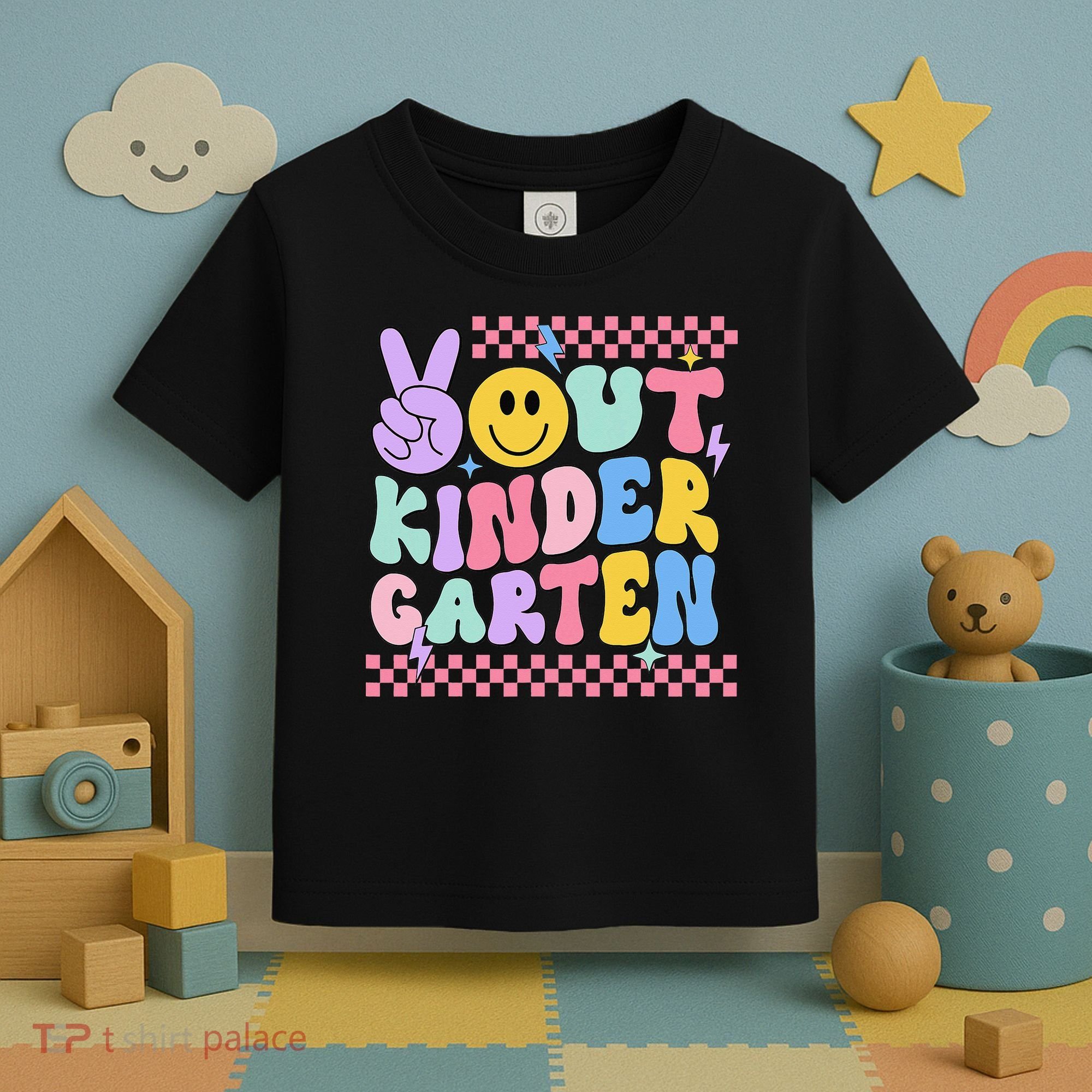 Peace Out Kindergarten Graduation Smile Face Last Day Toddler T-Shirt