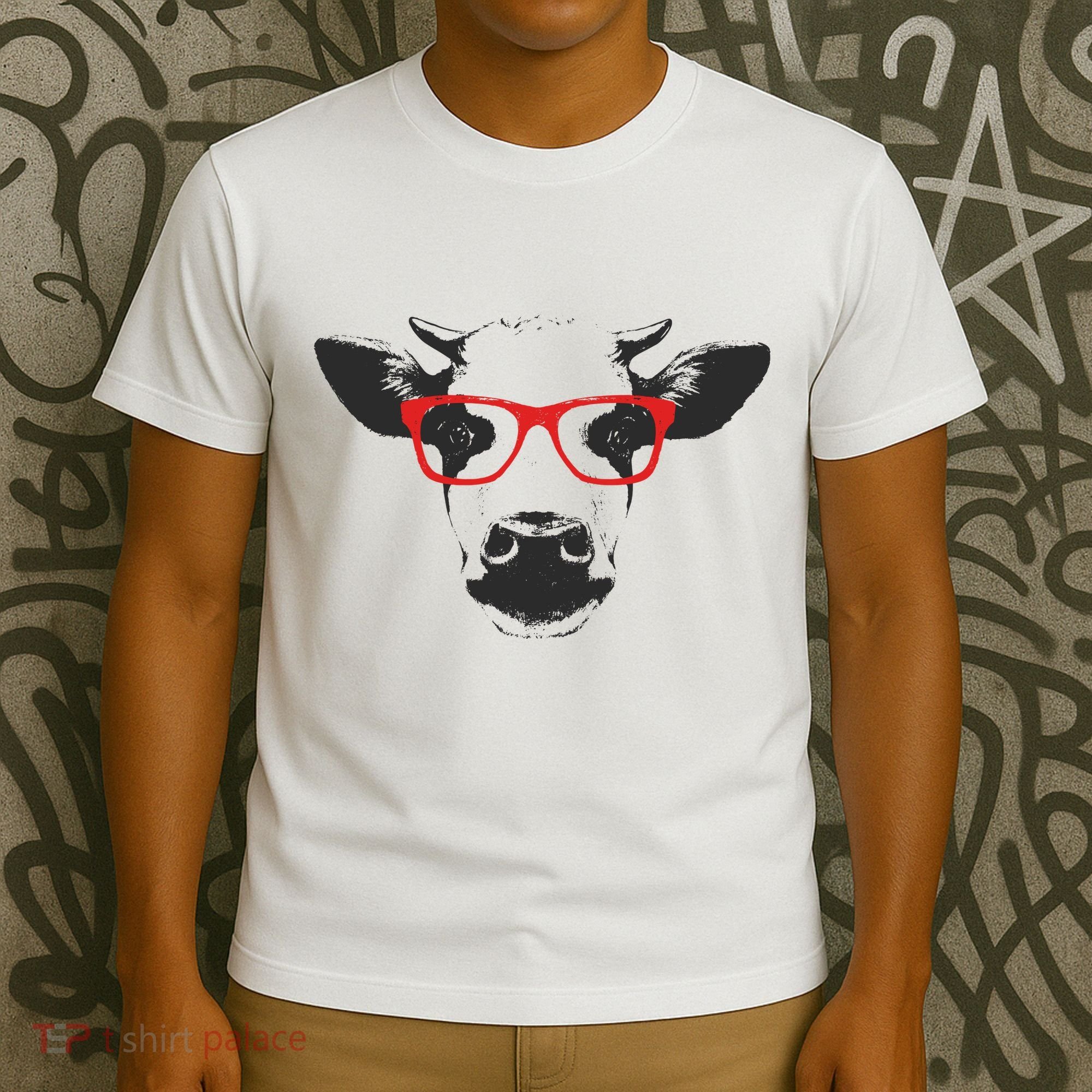 Portrait of Cow with glasses T-Shirt
